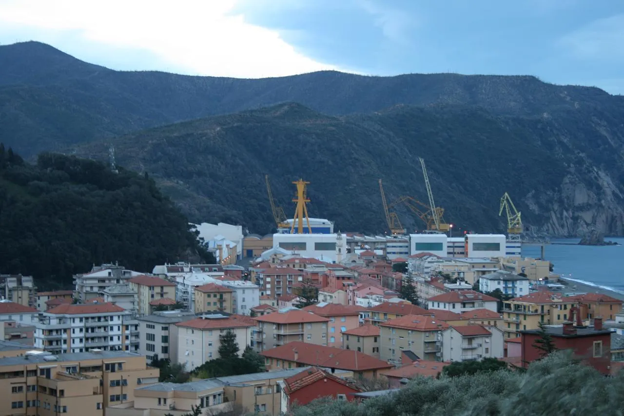 Photo showing: Riva Trigoso, Sestri Levante, Liguria, Italy