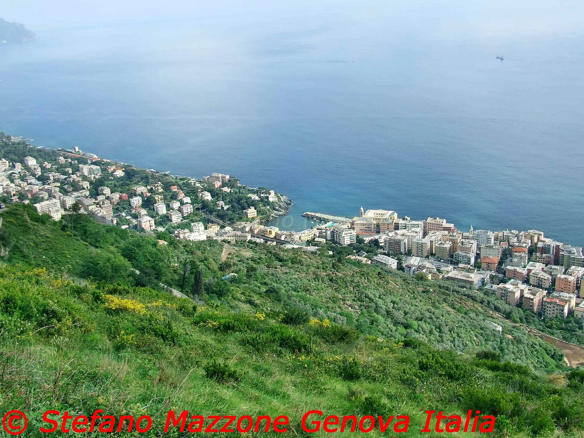 Photo showing: NERVI dal Monte Moro. foto di Stefano Mazzone Genova Italia