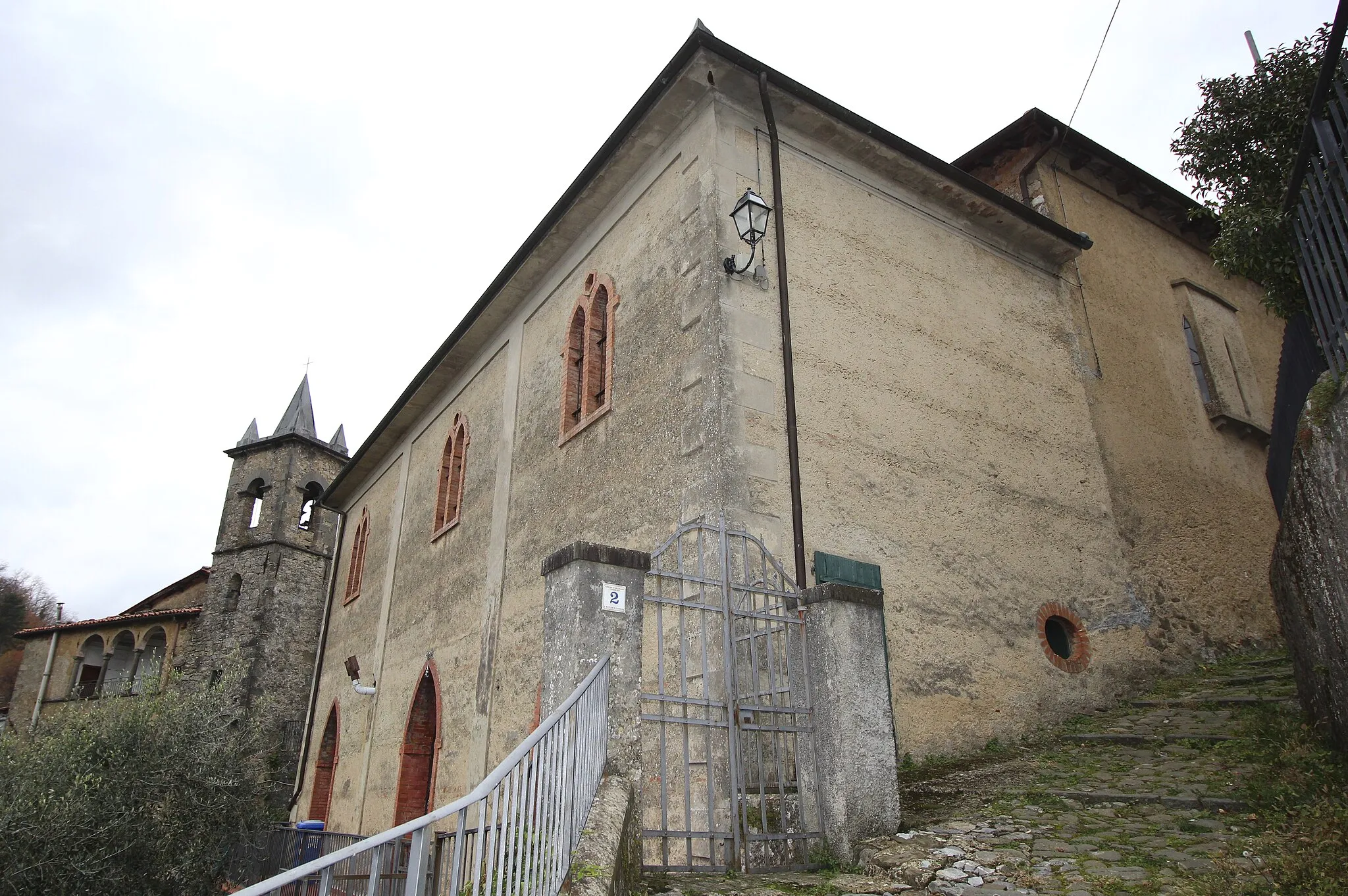 Photo showing: Church San Rocco, Trassilico, hamlet of Gallicano, Garfagnana, Province of Lucca, Tuscany, Italy