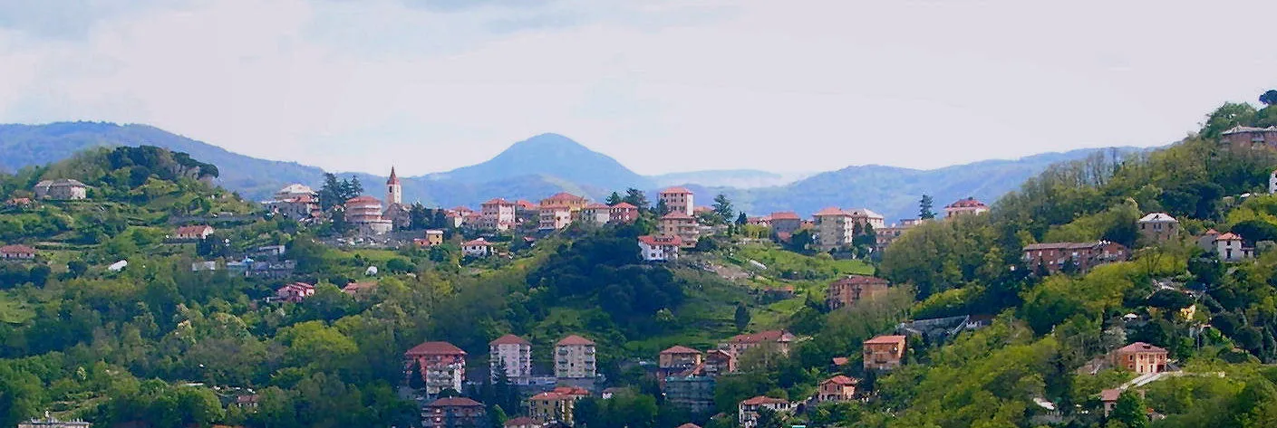 Photo showing: Panorama di San Cipriano (Serra Riccò, Genova)