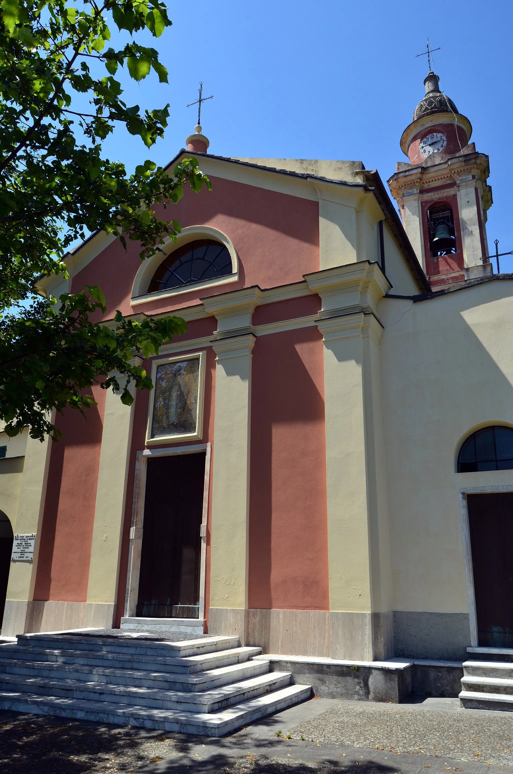 Photo showing: Chiesa di San Bernardo e della Santissima Concezione, Cardini, Casarza Ligure, Liguria, Italia