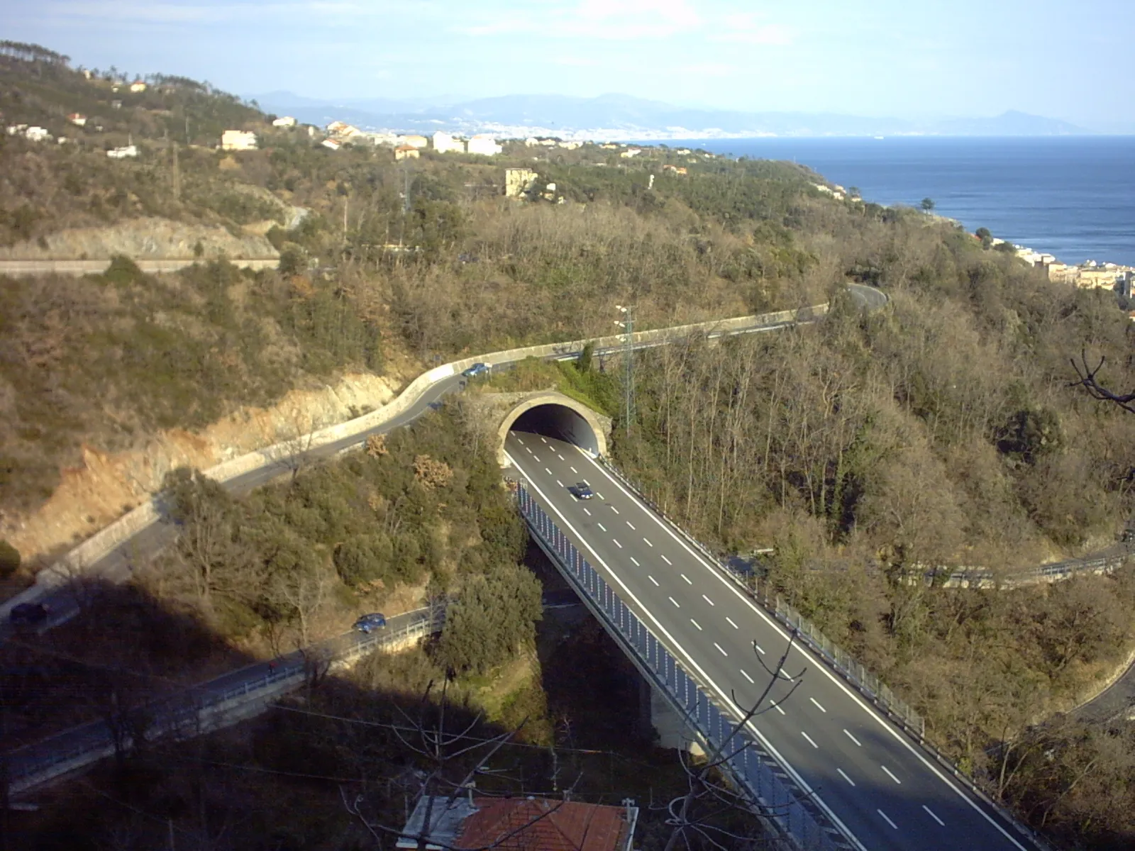 Photo showing: autostrada di Cogoleto