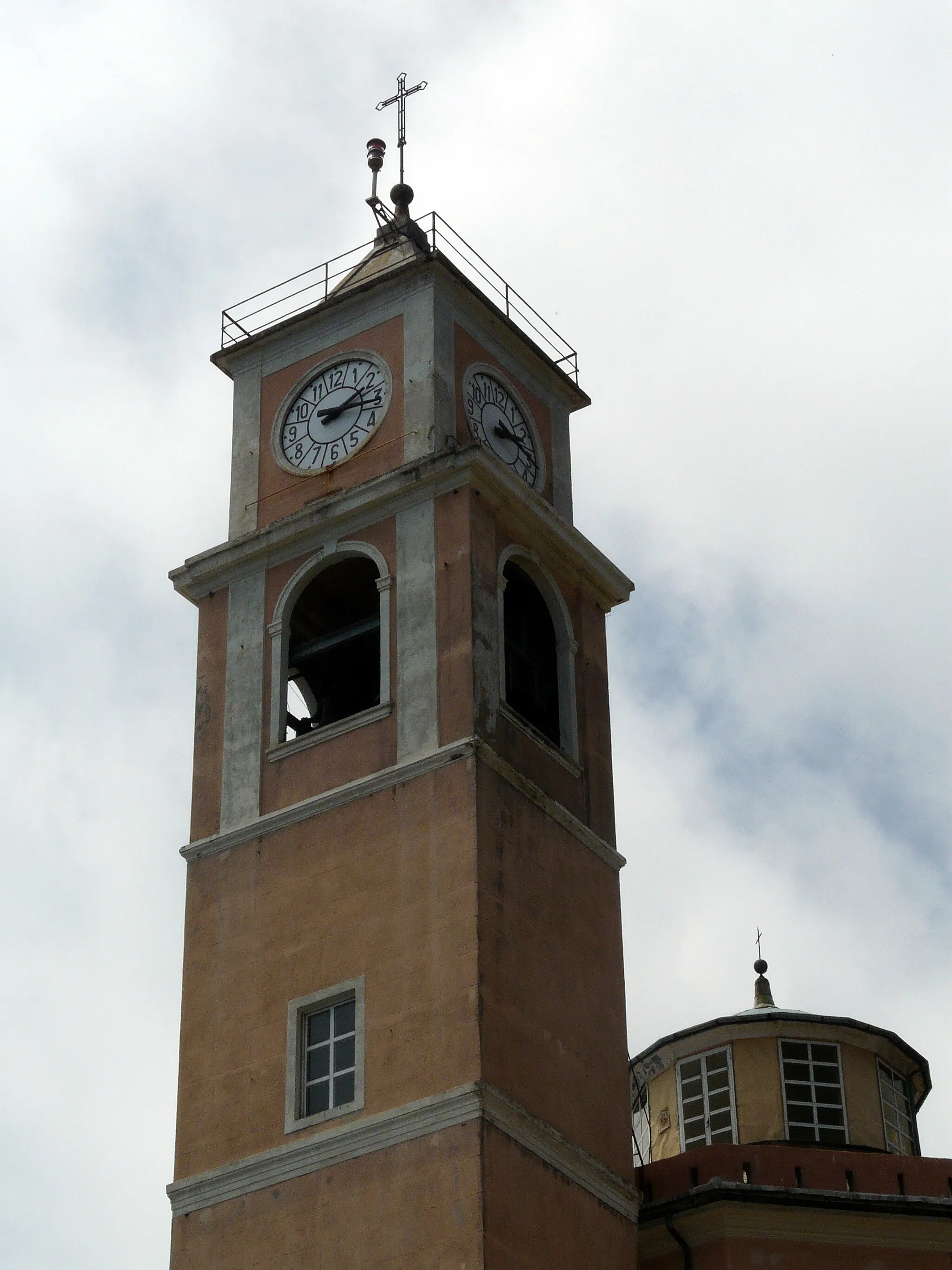 Photo showing: Campanile della chiesa di San Eugenio di Crevari, Genova, Liguria, Italia