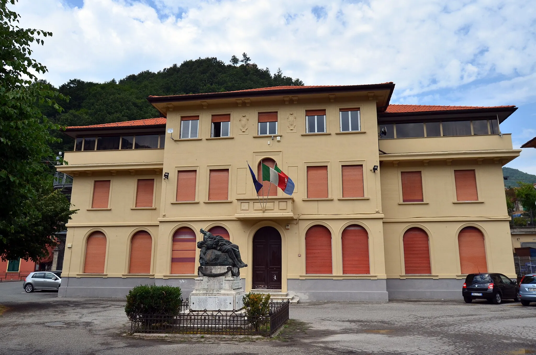 Photo showing: La cappella di San Lorenzo a Bromia, Montoggio, Liguria, Italia