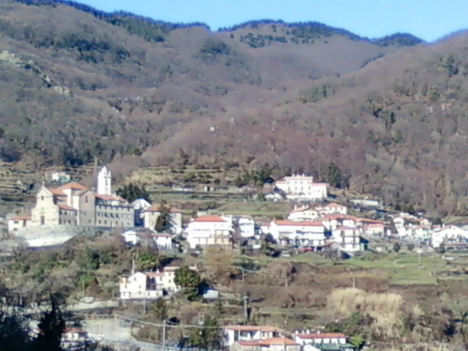 Photo showing: Panorama di Alpicella frazione di Varazze (Italy)
