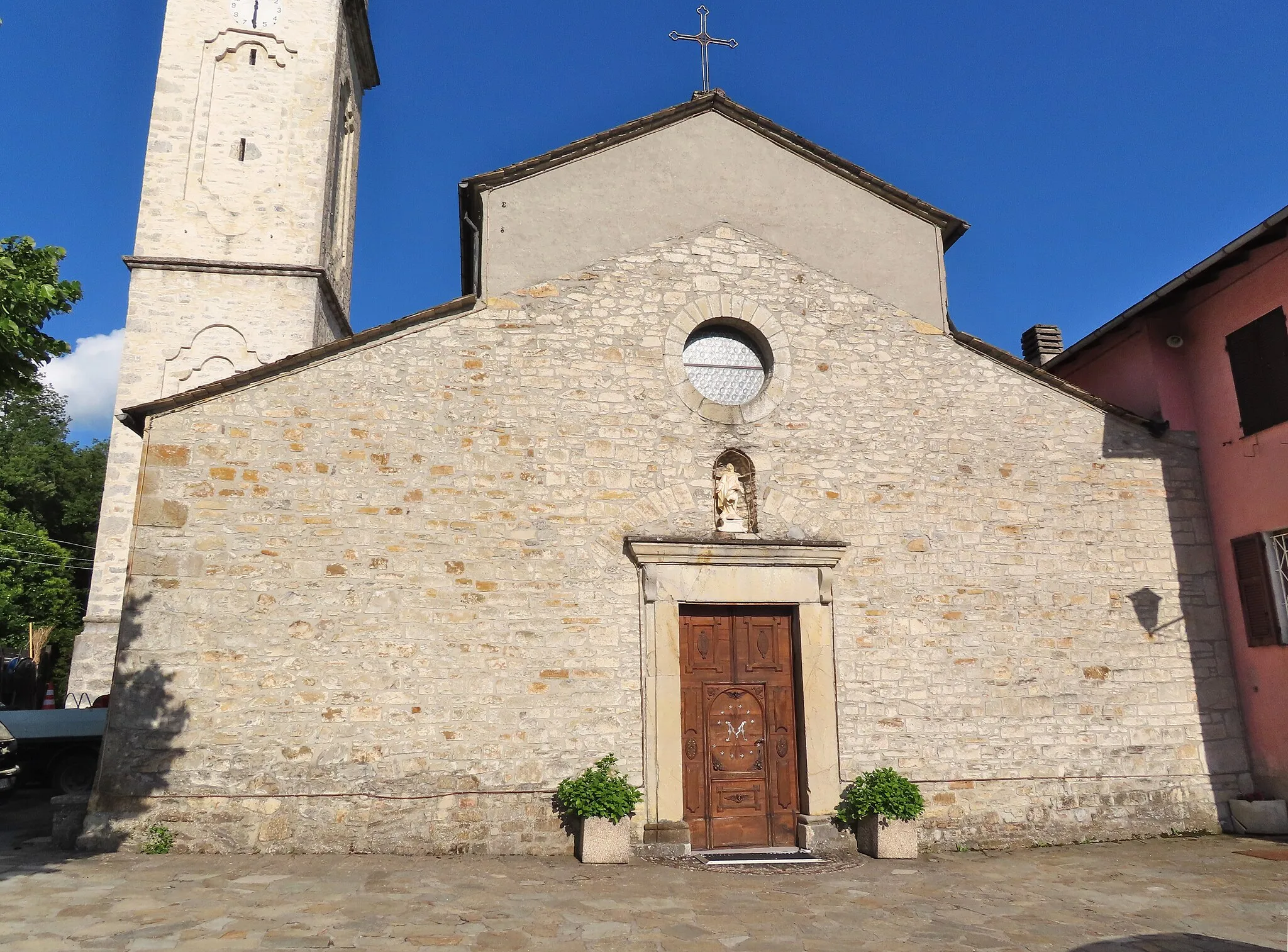 Photo showing: Facciata della chiesa di Santa Maria Assunta