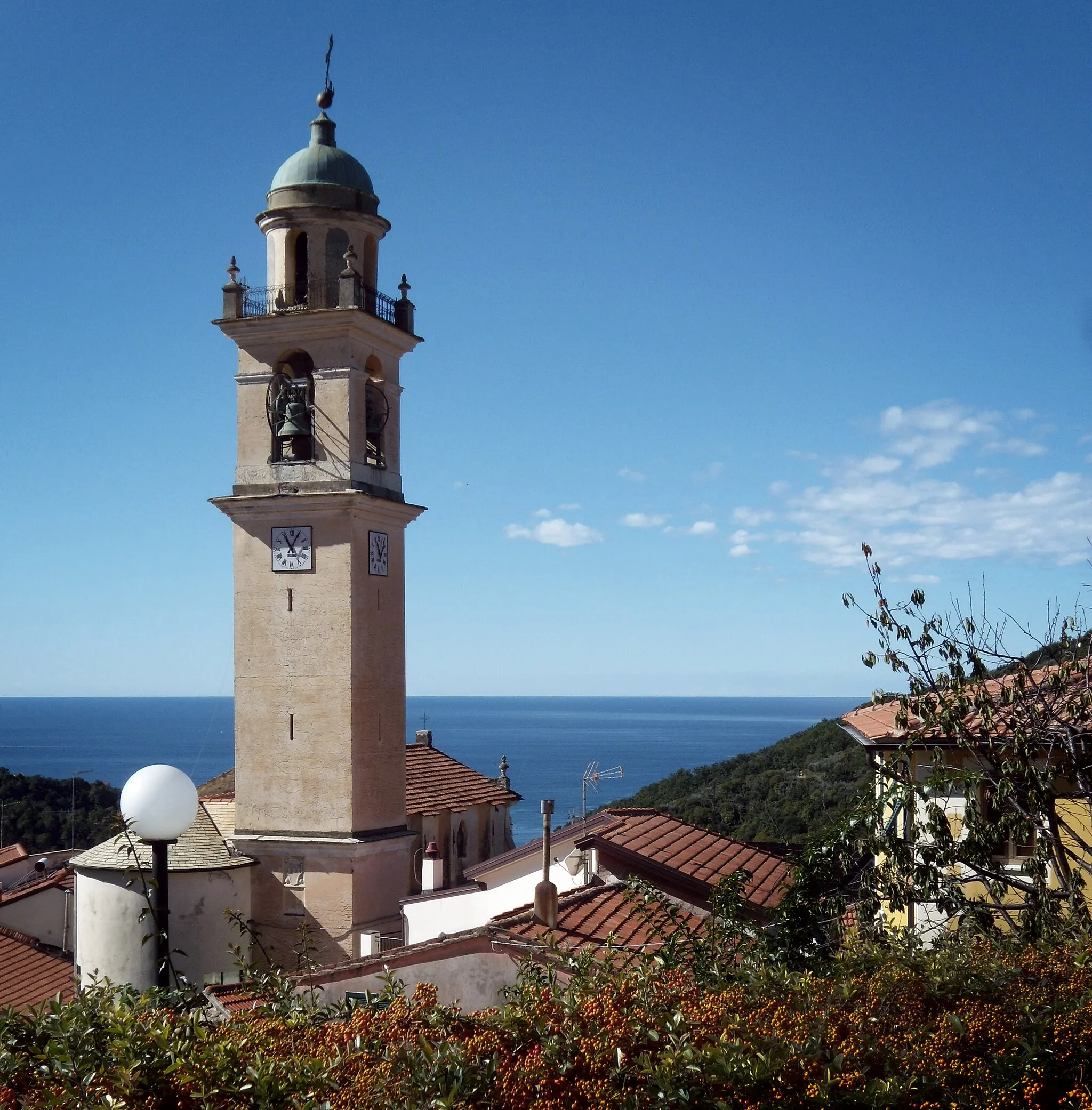 Photo showing: Vista mare di San Saturnino (monegli)