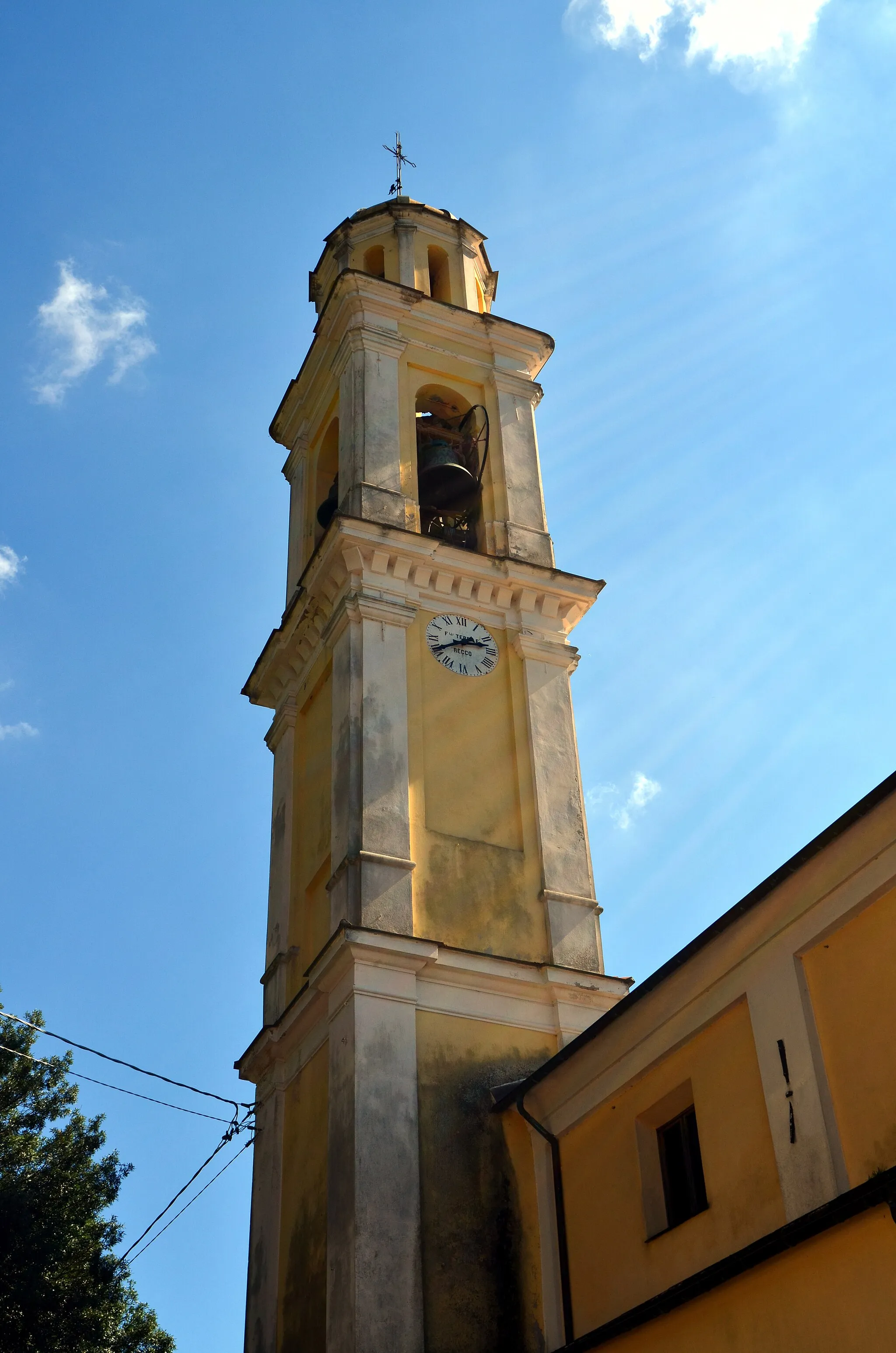 Photo showing: Campanile della chiesa di Temossi, Borzonasca, Liguria, Italia