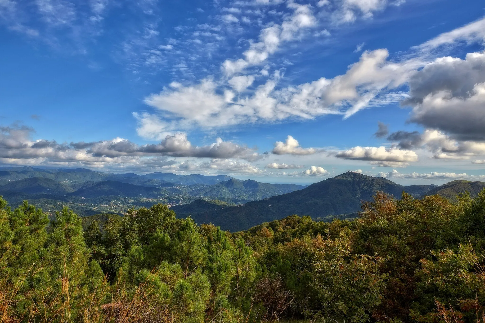 Photo showing: Cielo d'ottobre