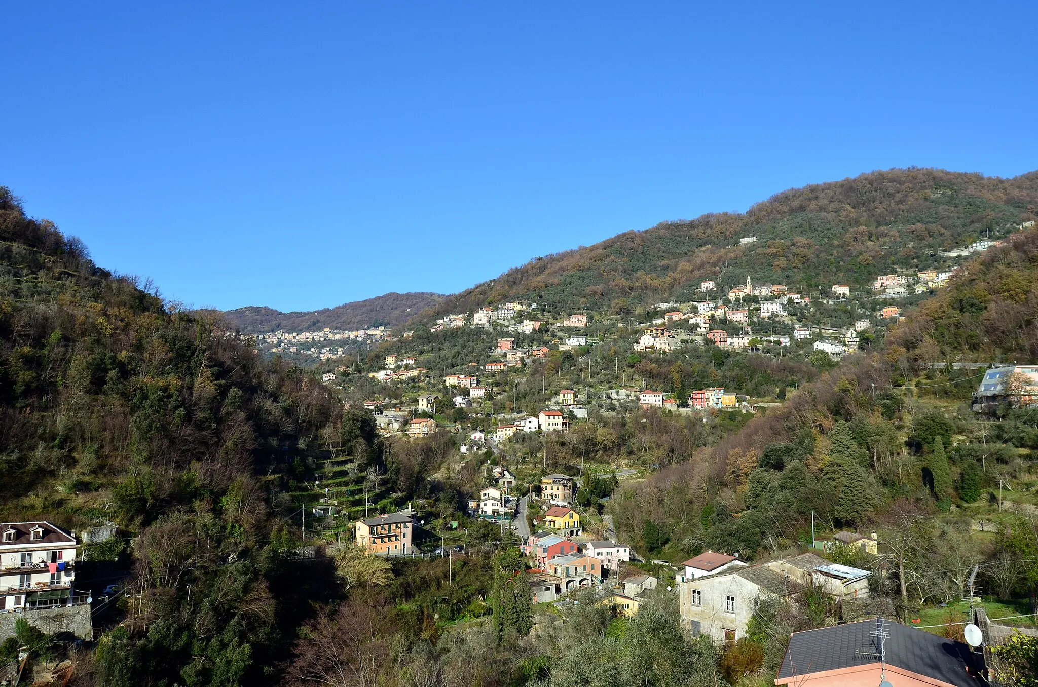 Photo showing: Panorama di Avegno, Liguria, Italia