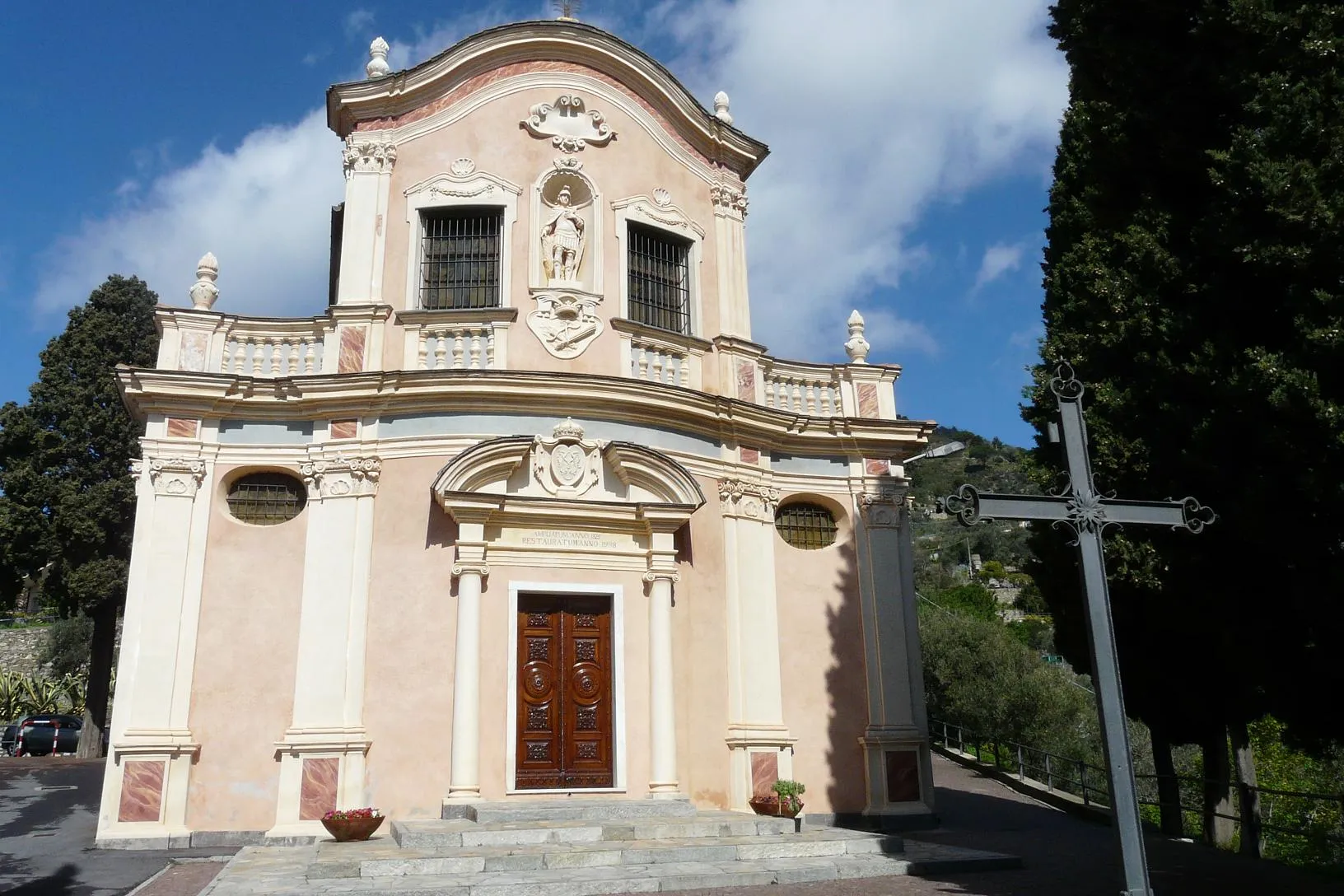 Photo showing: Chiesa di San Sebastiano, Moglio, Alassio, Liguria, Italia