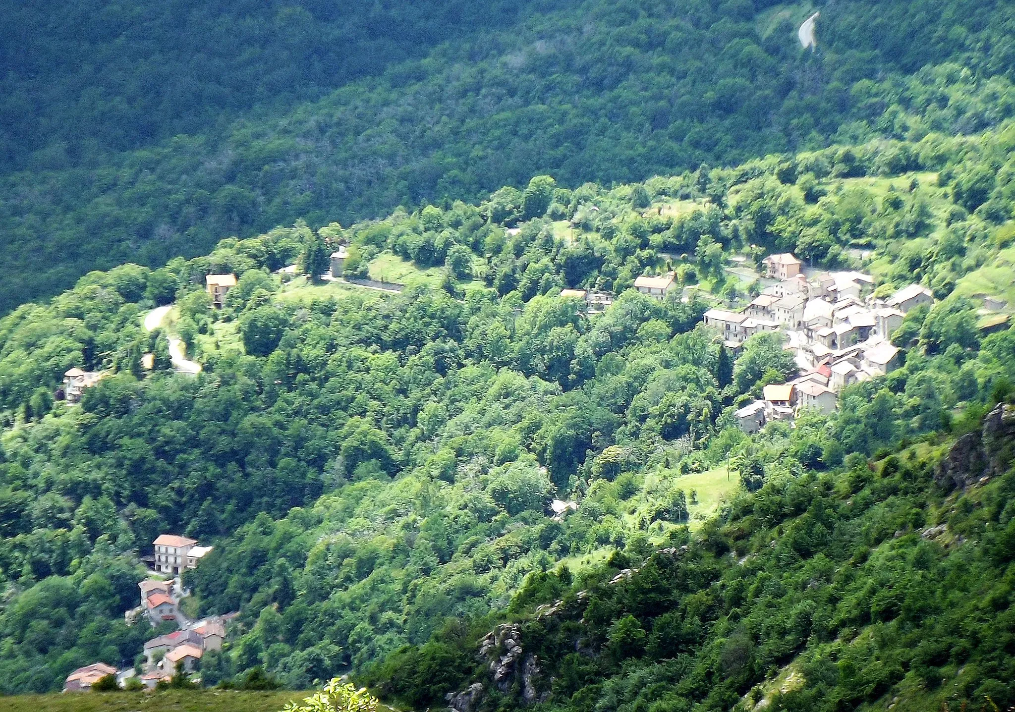 Photo showing: Caprauna (CN, Italy): panorama from mount Dubasso