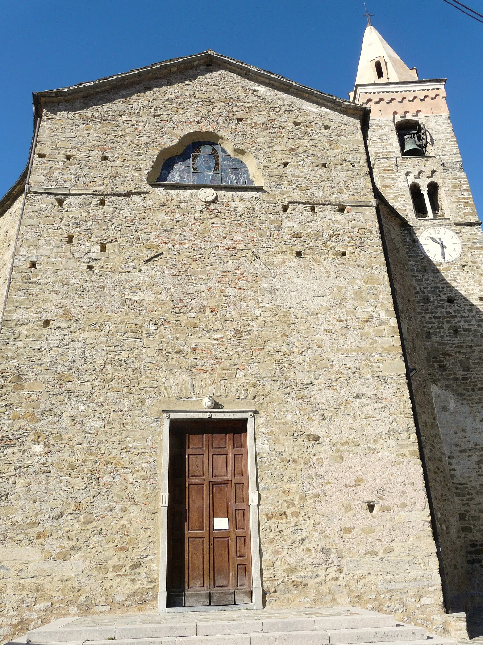 Photo showing: Chiesa dei Santi Nazario e Celso, Mendatica, Liguria, Italia