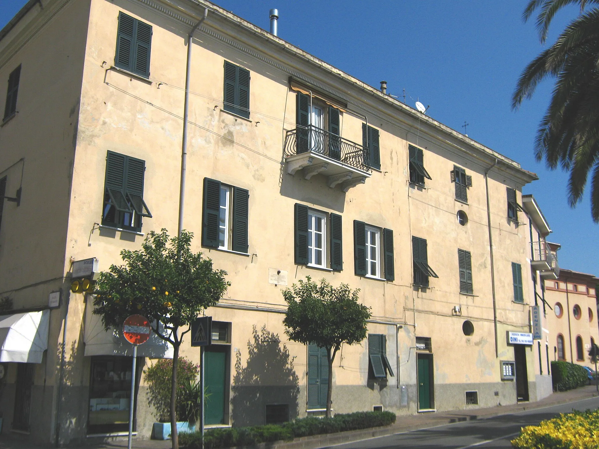 Photo showing: Cogoleto, Casa Nazionale.