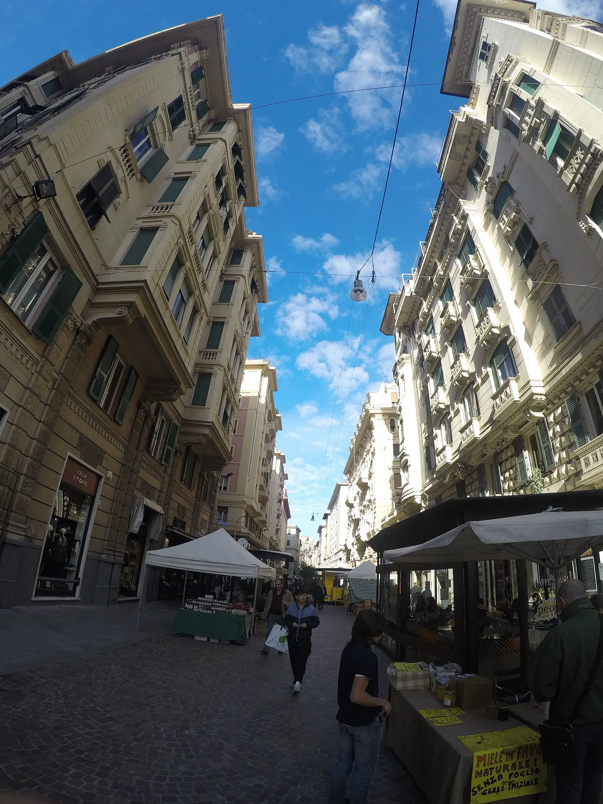 Photo showing: Genova - Via Cesarea