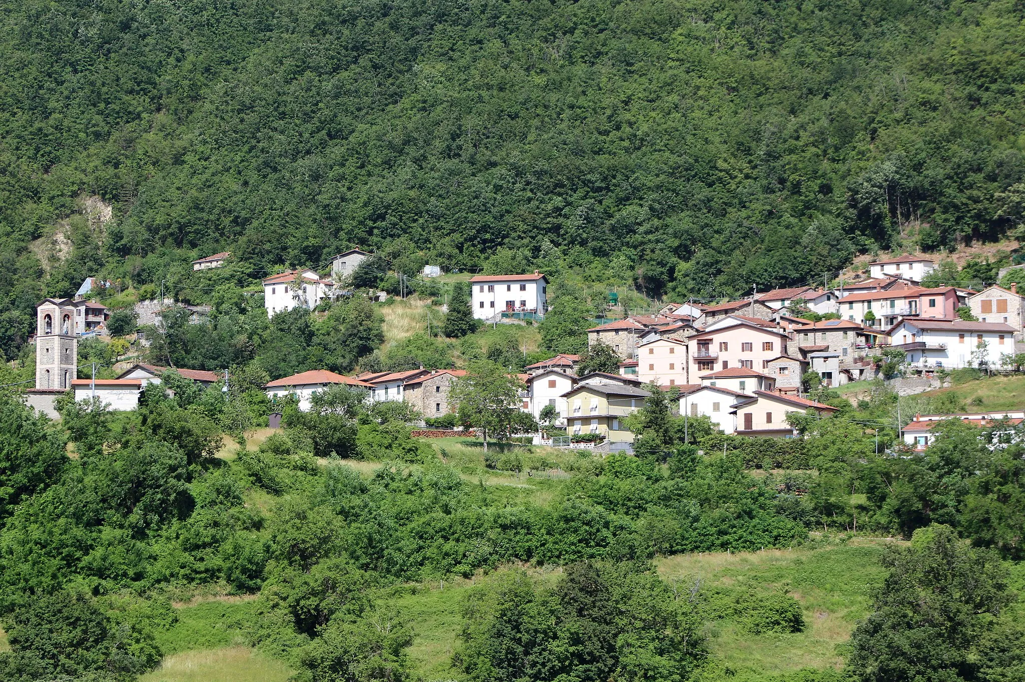 Photo showing: Cogna, hamlet of Piazza al Serchio, Province of Lucca, Tuscany, Italy