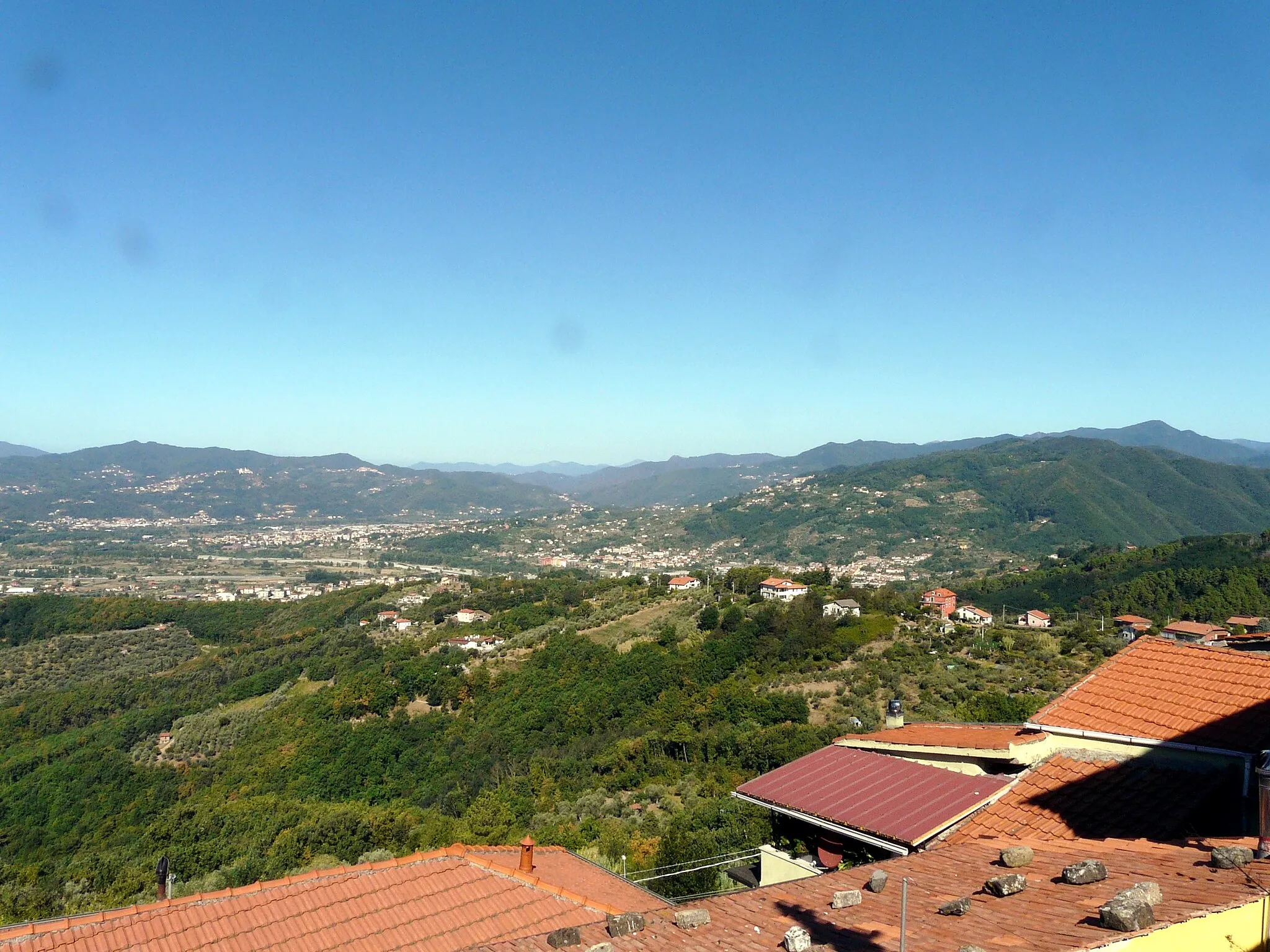Photo showing: Panorama da piazza Colonna, Ponzano Superiore, Santo Stefano di Magra, Liguria, Italia
