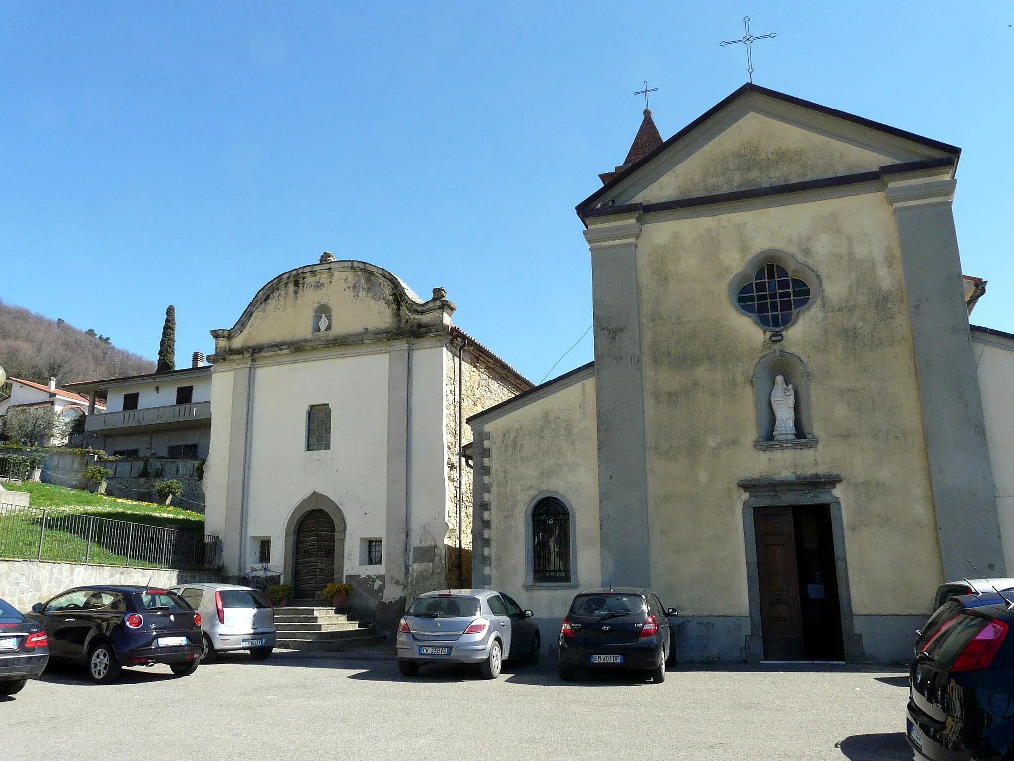 Photo showing: Oratorio e chiesa dei Santi Jacopo e Cristofano, Podenzana, Toscana, Italia