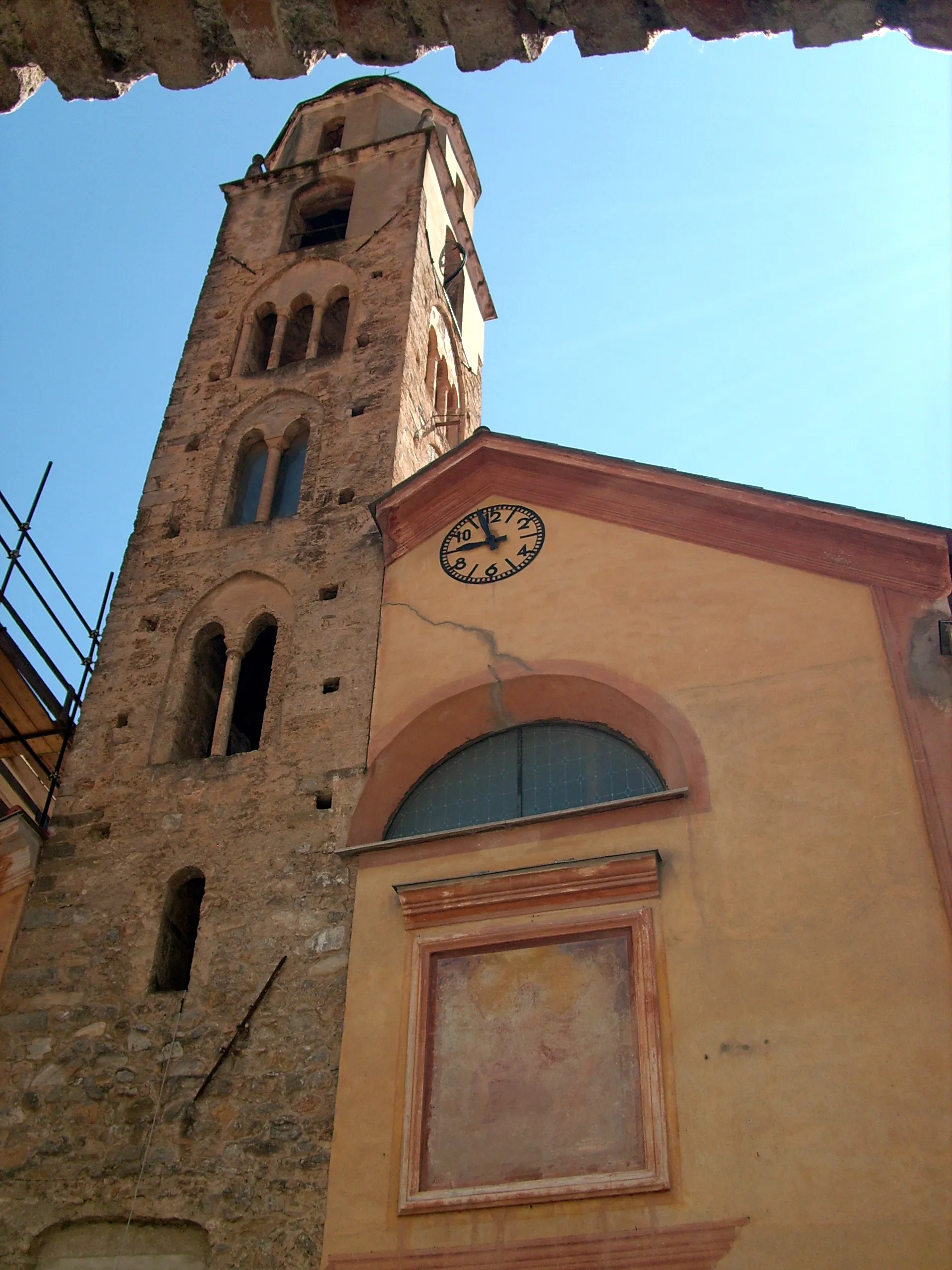 Photo showing: Chiesa di San Bartolomeo presso Zuccarello, Liguria, Italia