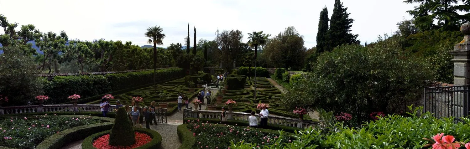 Photo showing: Giardino della Villa Malaspina di Caniparola, fotografato dal loggiato