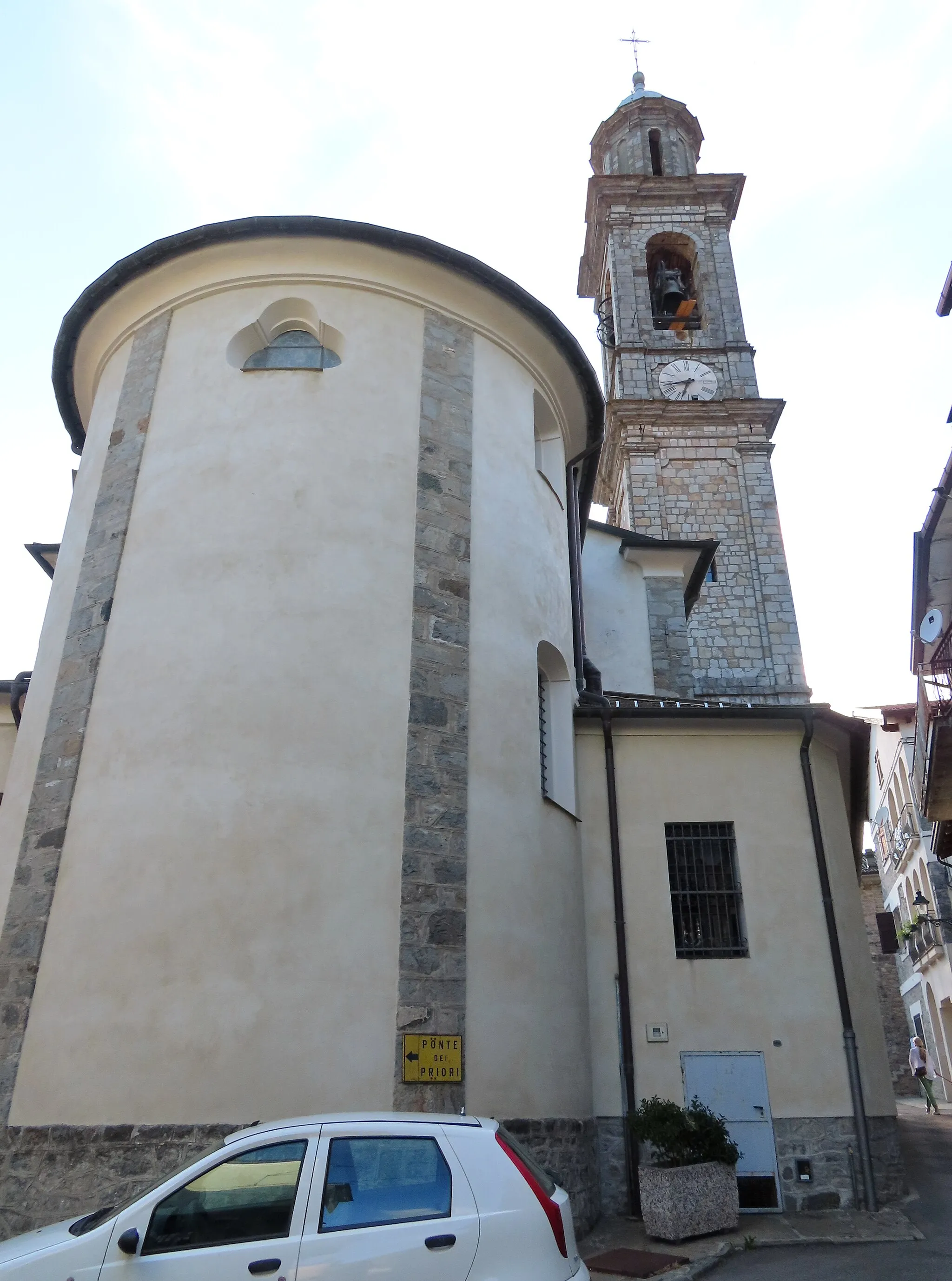 Photo showing: Abside e campanile del santuario della Natività di Maria Vergine