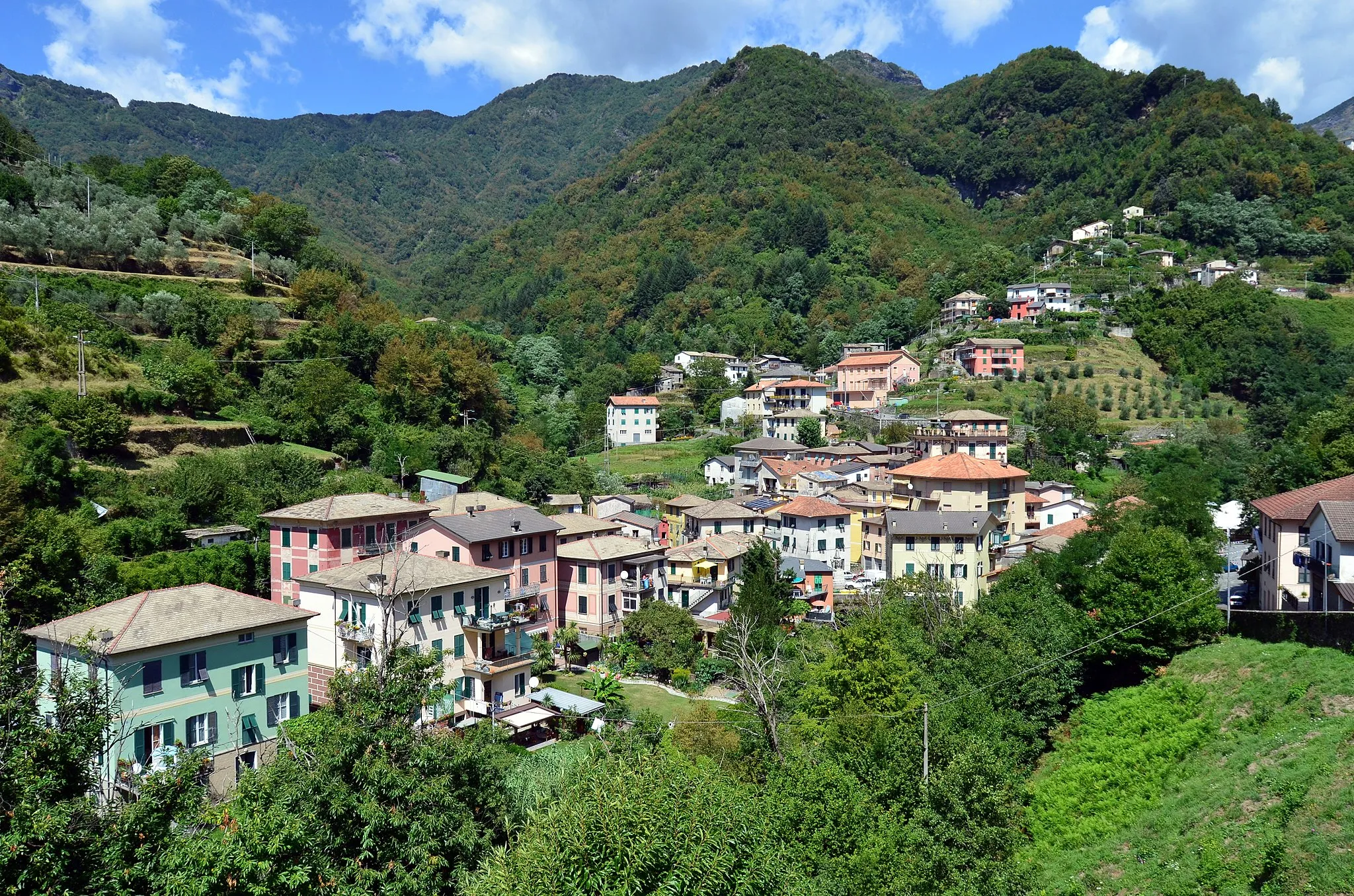 Photo showing: Panorama di Favale di Malvaro, Liguria, Italy