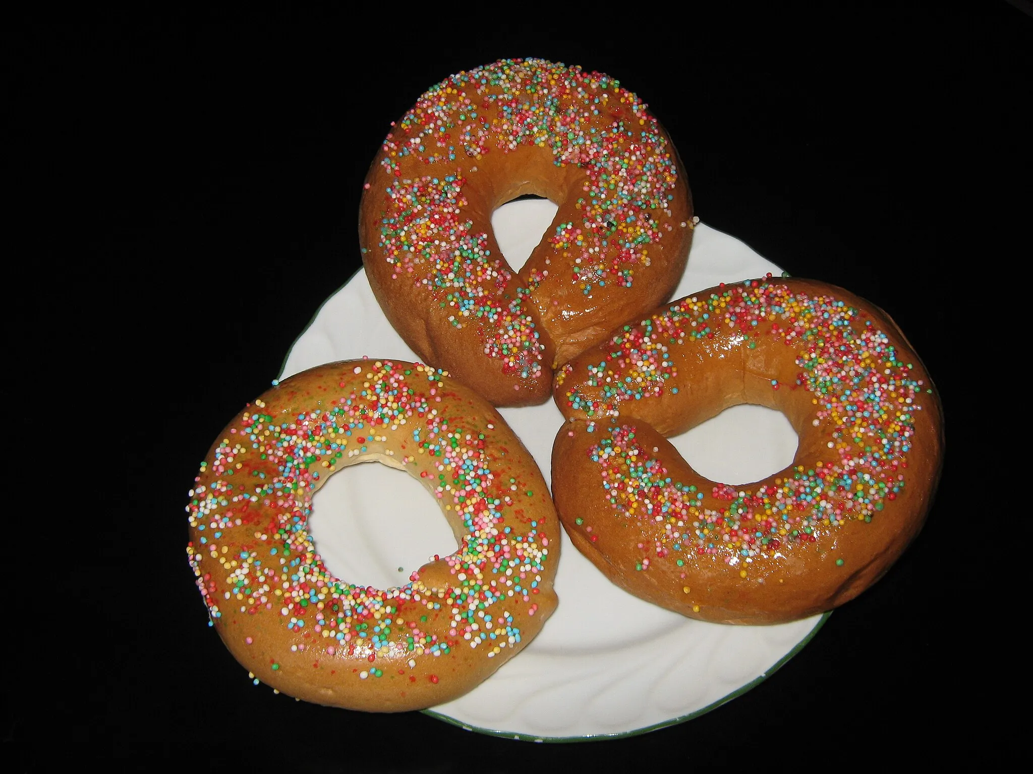 Photo showing: Traditional bundt cakes of Cogoleto