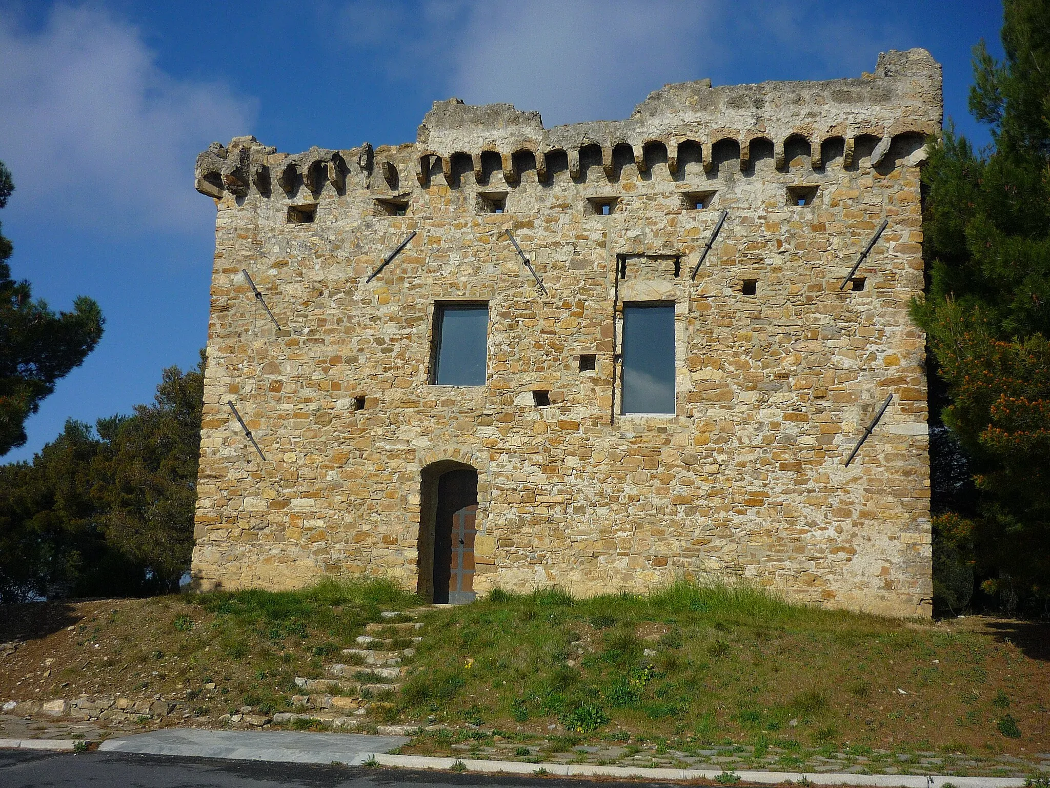 Photo showing: Torre Gallinara