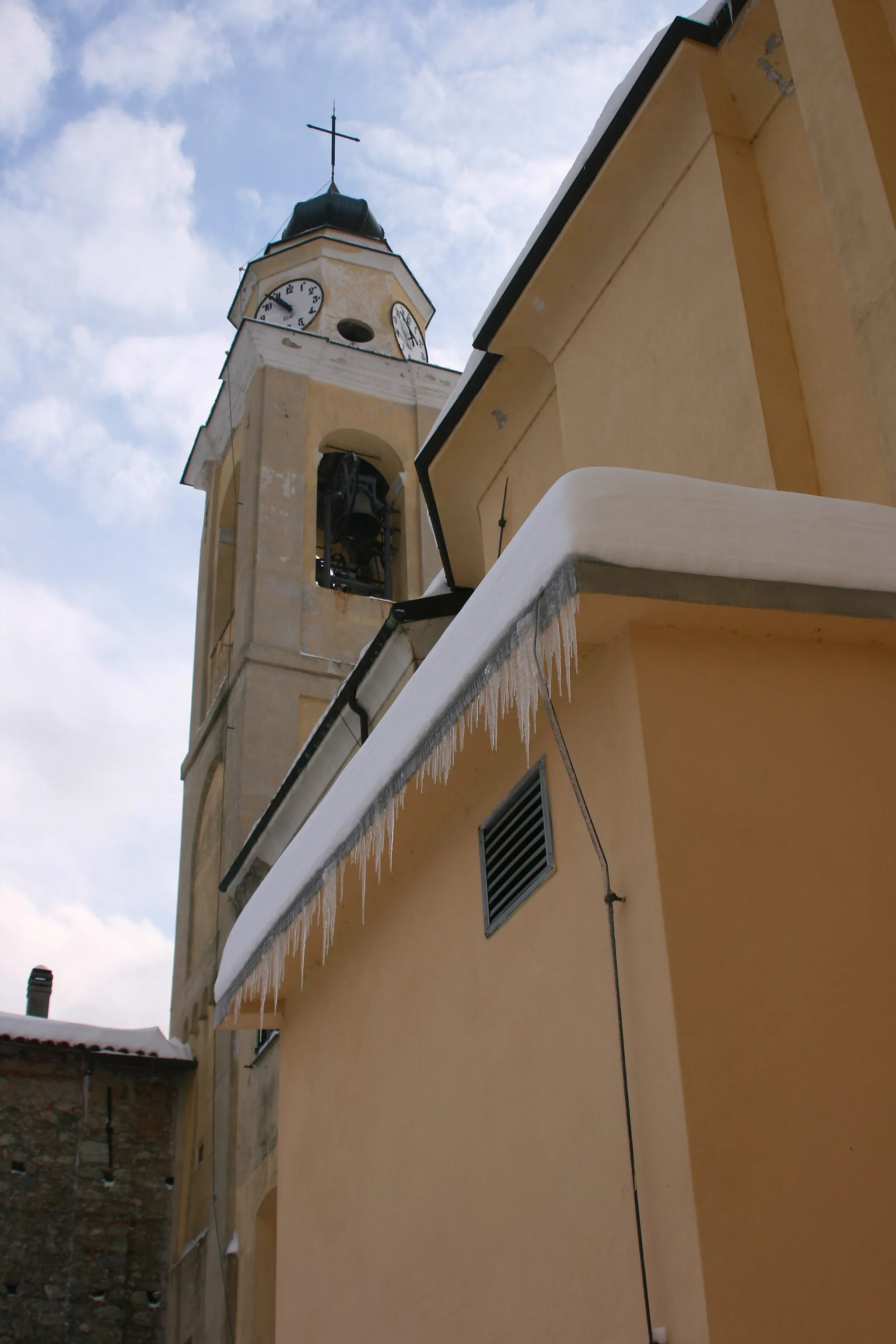 Photo showing: Chiesa parrocchiale di San Giorgio in Bormida, particolare del campanile