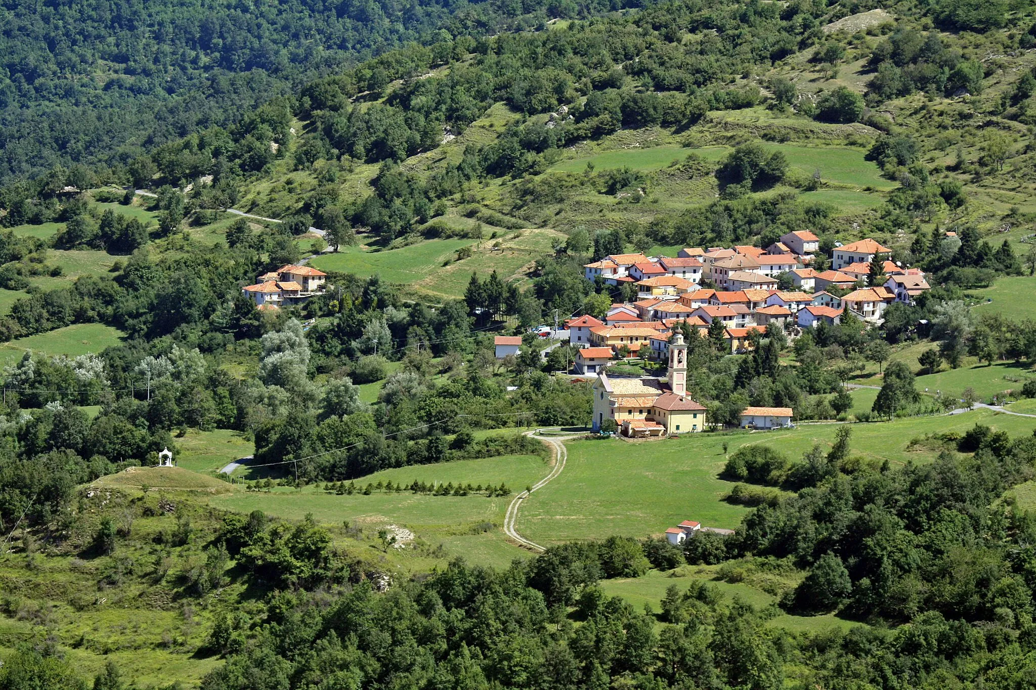 Photo showing: Dova Superiore di Cabella Ligure in val Borbera