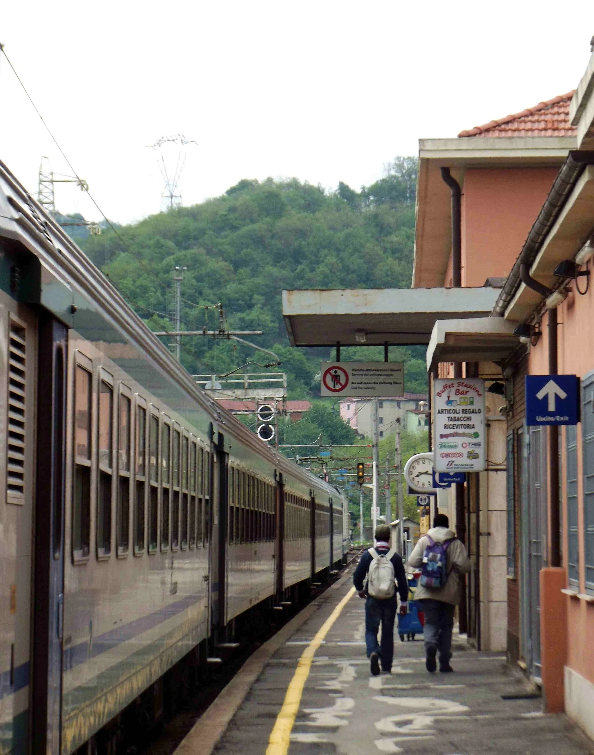 Photo showing: San Giuseppe di Cairo: train station