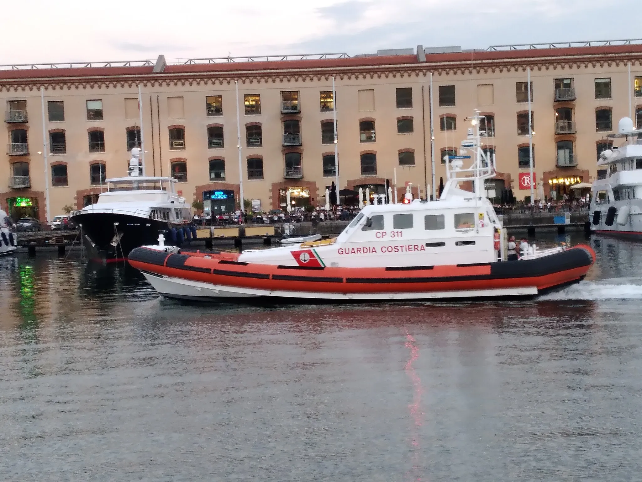 Photo showing: Coast Guard boat