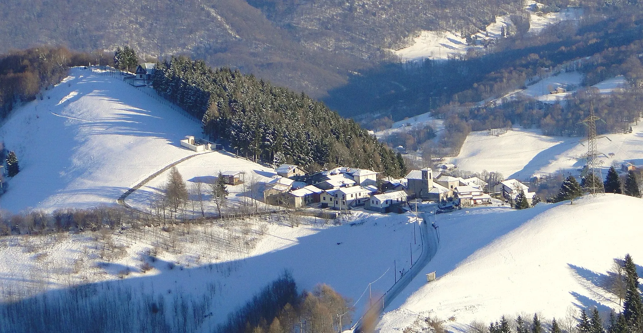 Photo showing: Vista di Ganda, fraz. di Aviatico (BG), dal monte Cornagera