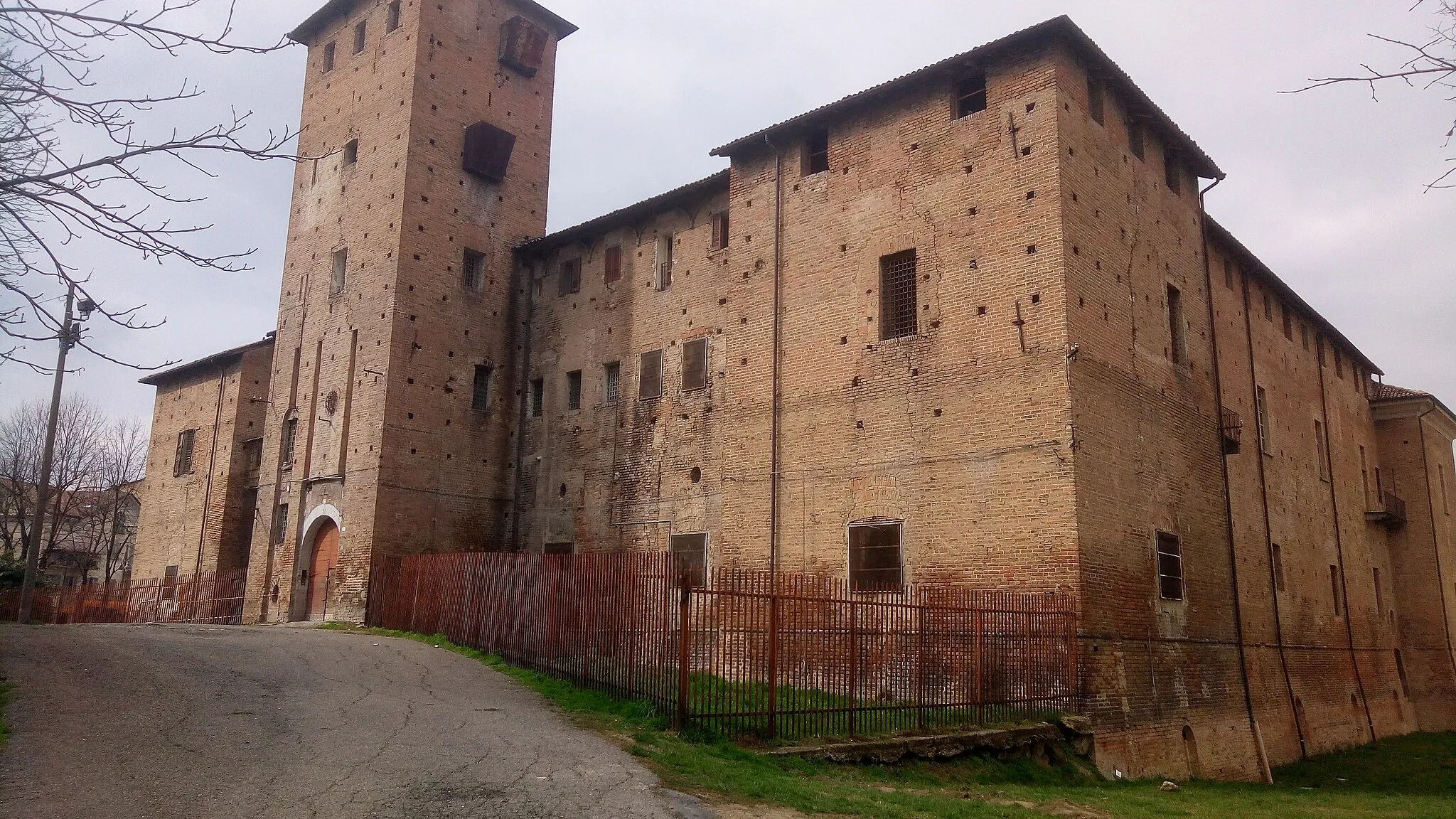 Photo showing: vista del Castello di Voghera