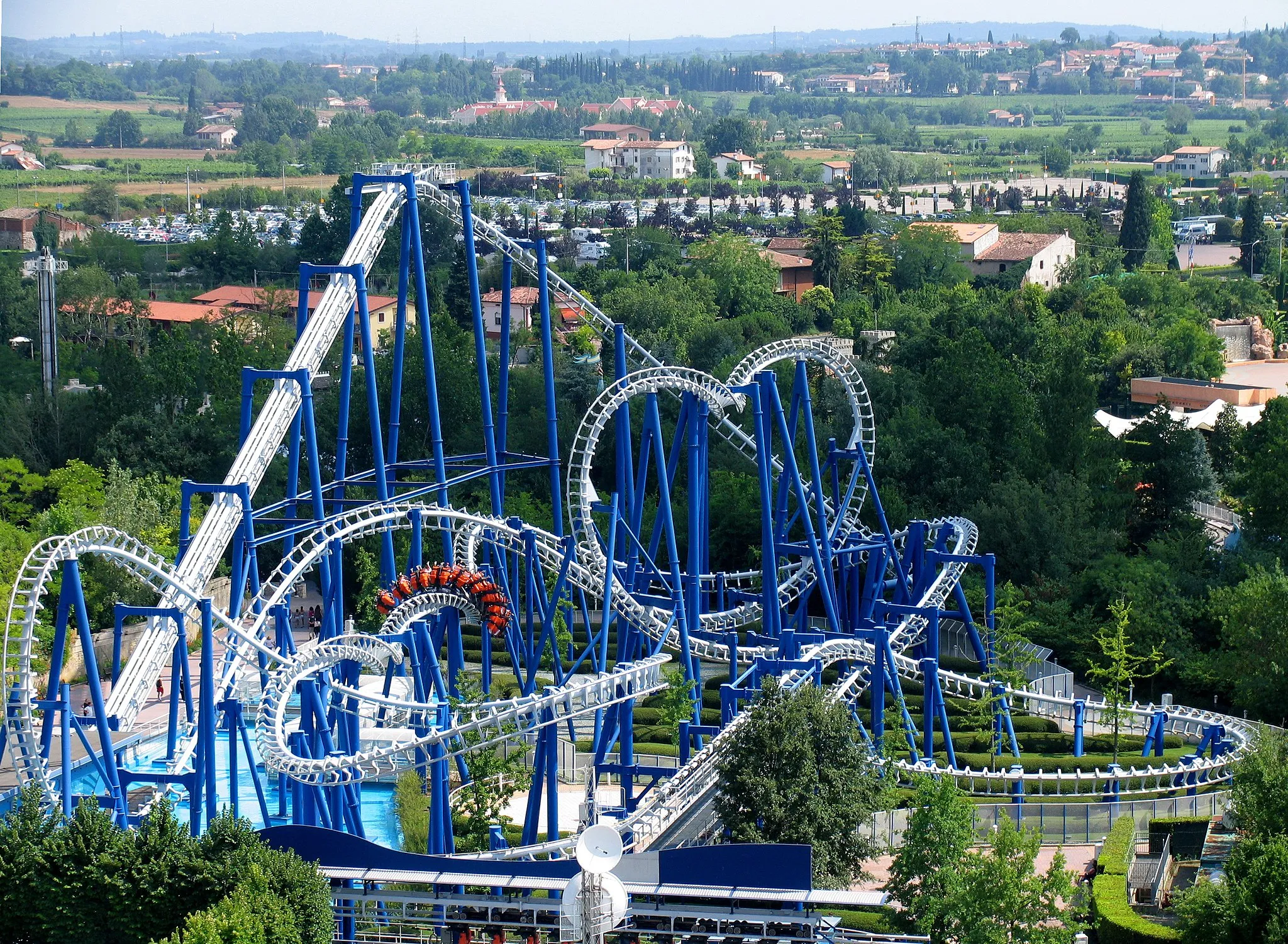 Photo showing: SLC Blue Tornado at Gardaland Italy