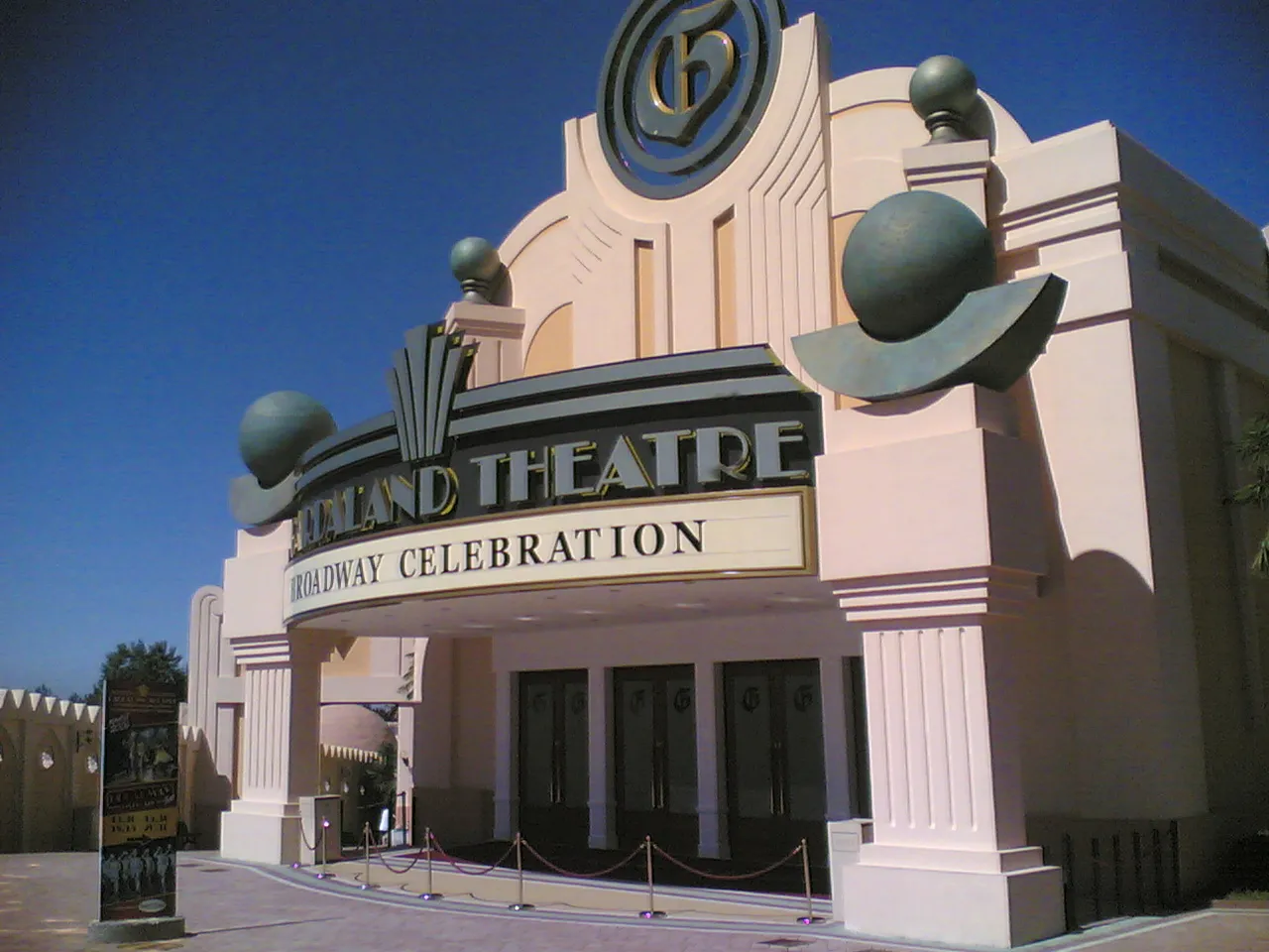 Photo showing: Gardaland Theatre