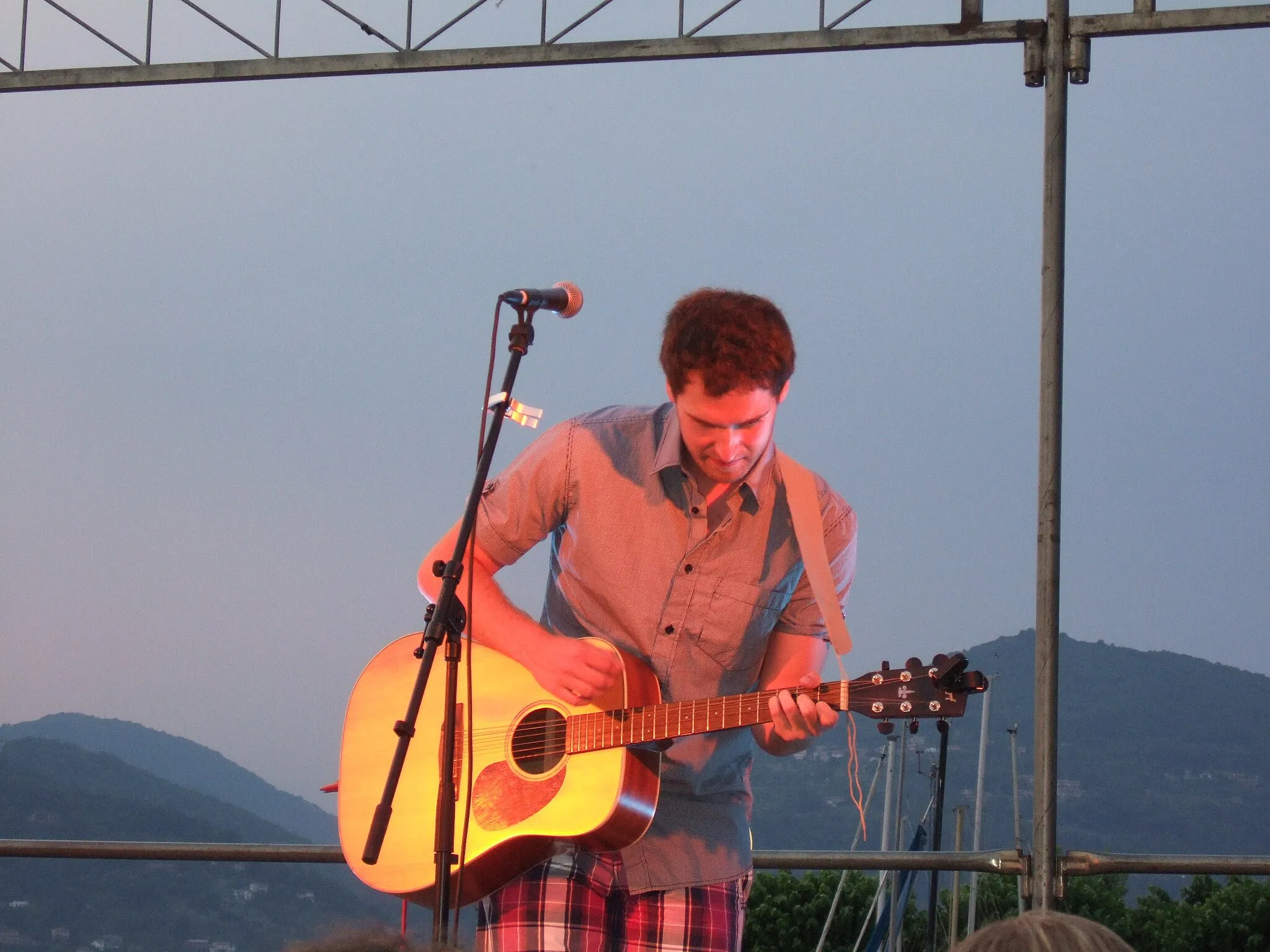 Photo showing: The Belgian singer Tom Dice in Ranco on Lake Maggiore, Provincia di Varese, Italy.
