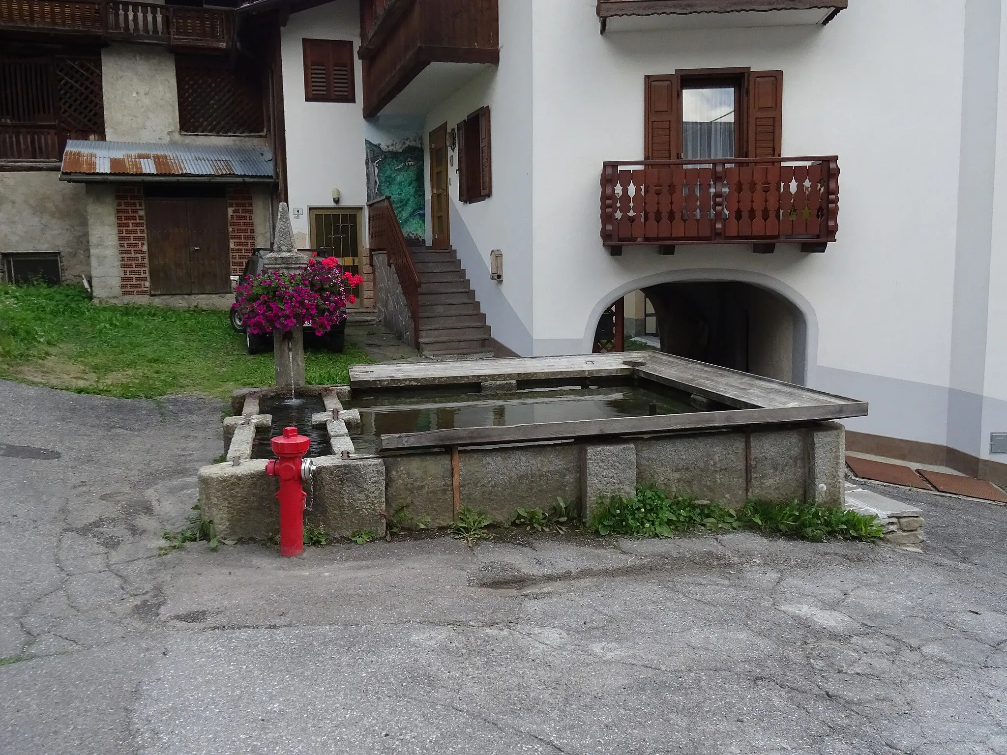 Photo showing: Celledizzo (Peio, Trentino, Italy) - Fountain