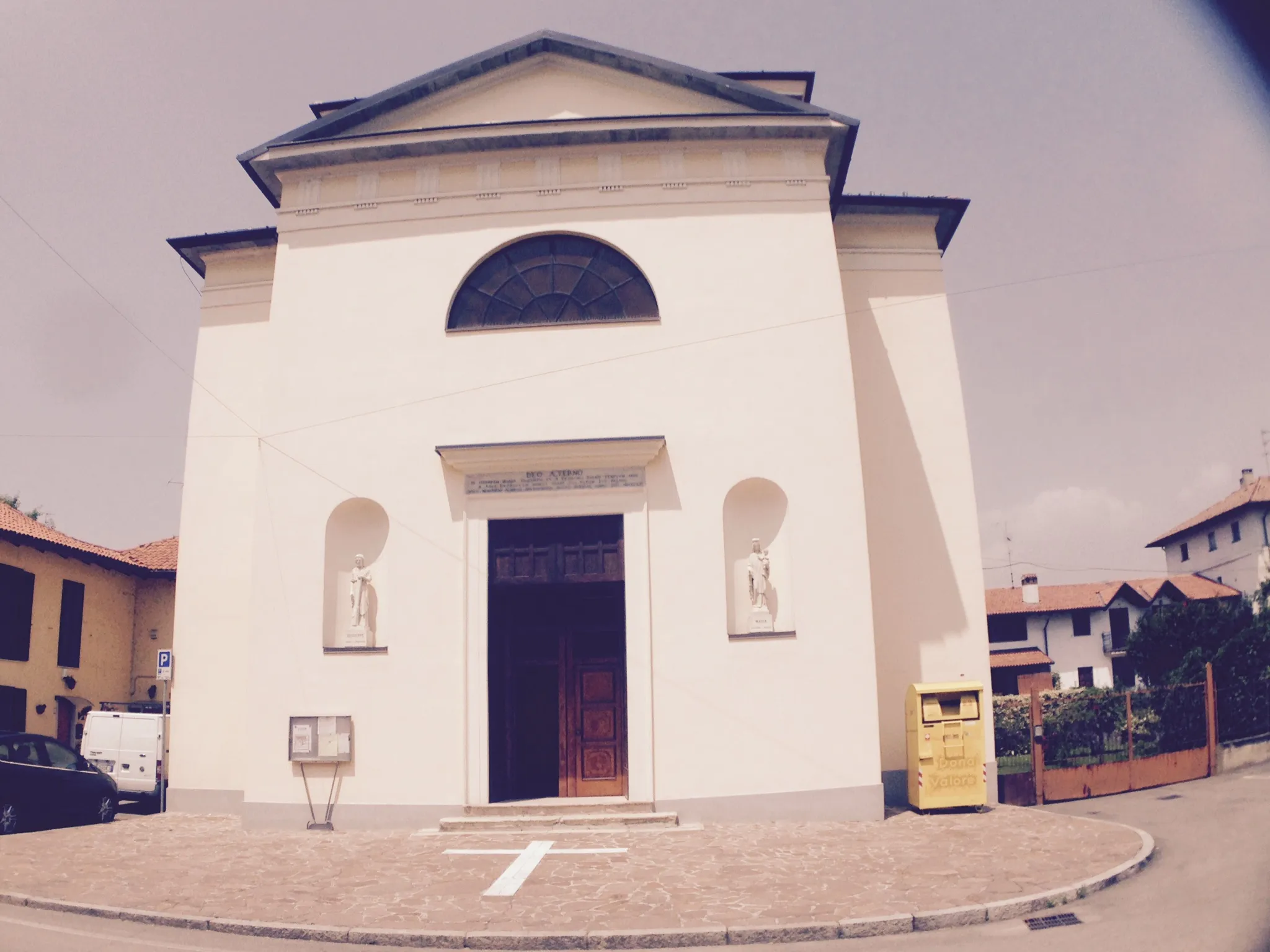 Photo showing: La chiesa di San Francesco di Monzoro (detta anche di Santa Maria Nascente dalla prima dedicazione)