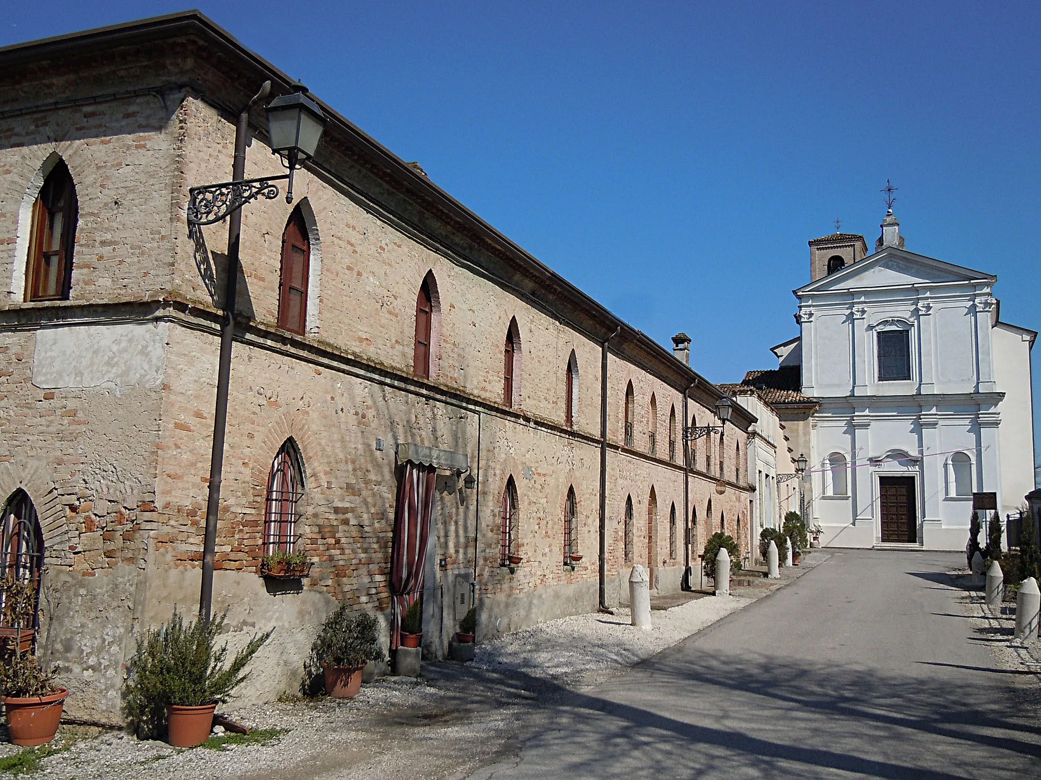 Photo showing: San Martino Gusnago, Casa di Piazza.