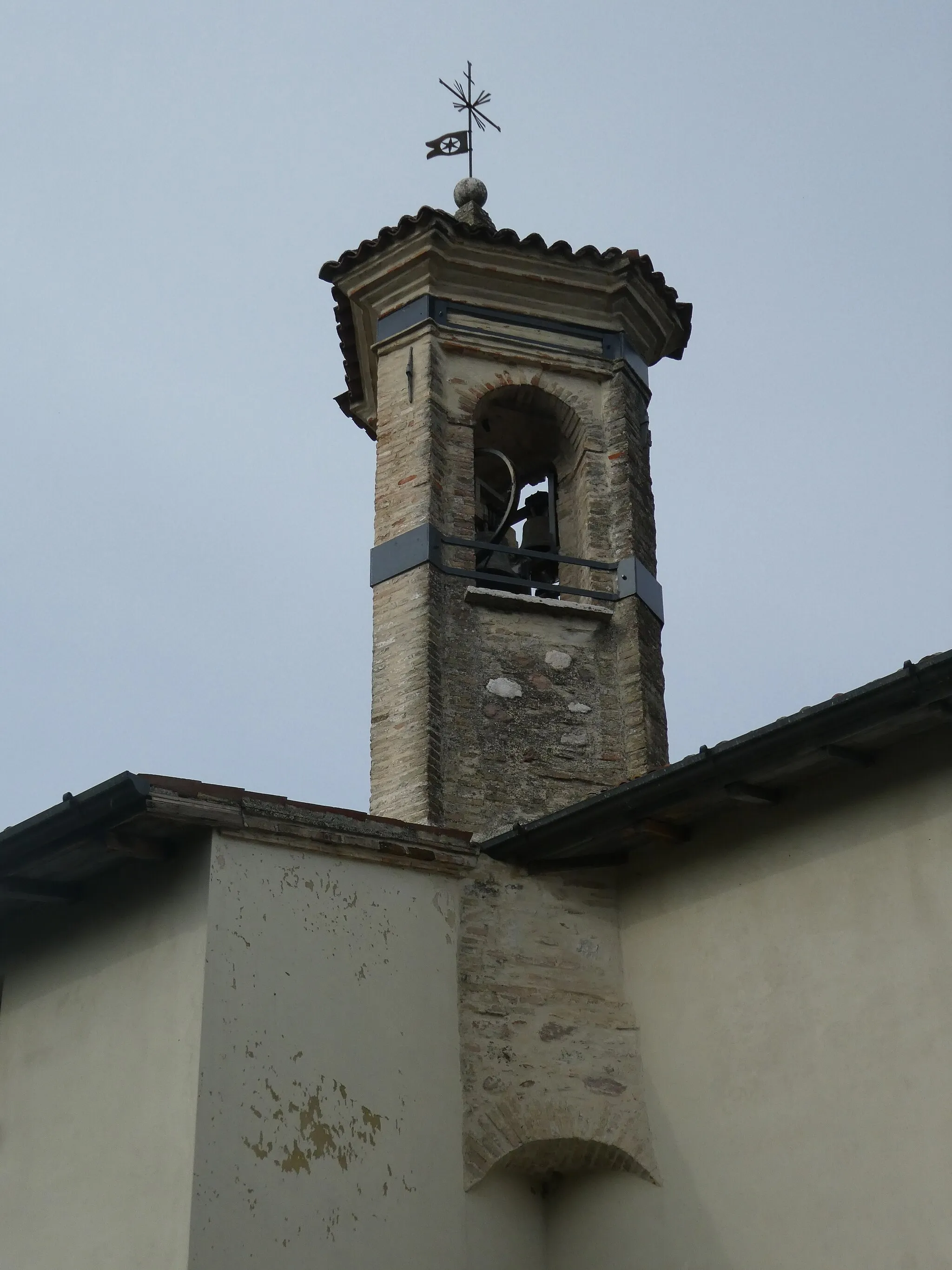 Photo showing: Castel Venzago (Lonato del Garda, Lombardy, Italy), Beheading of John the Baptist church - Belltower