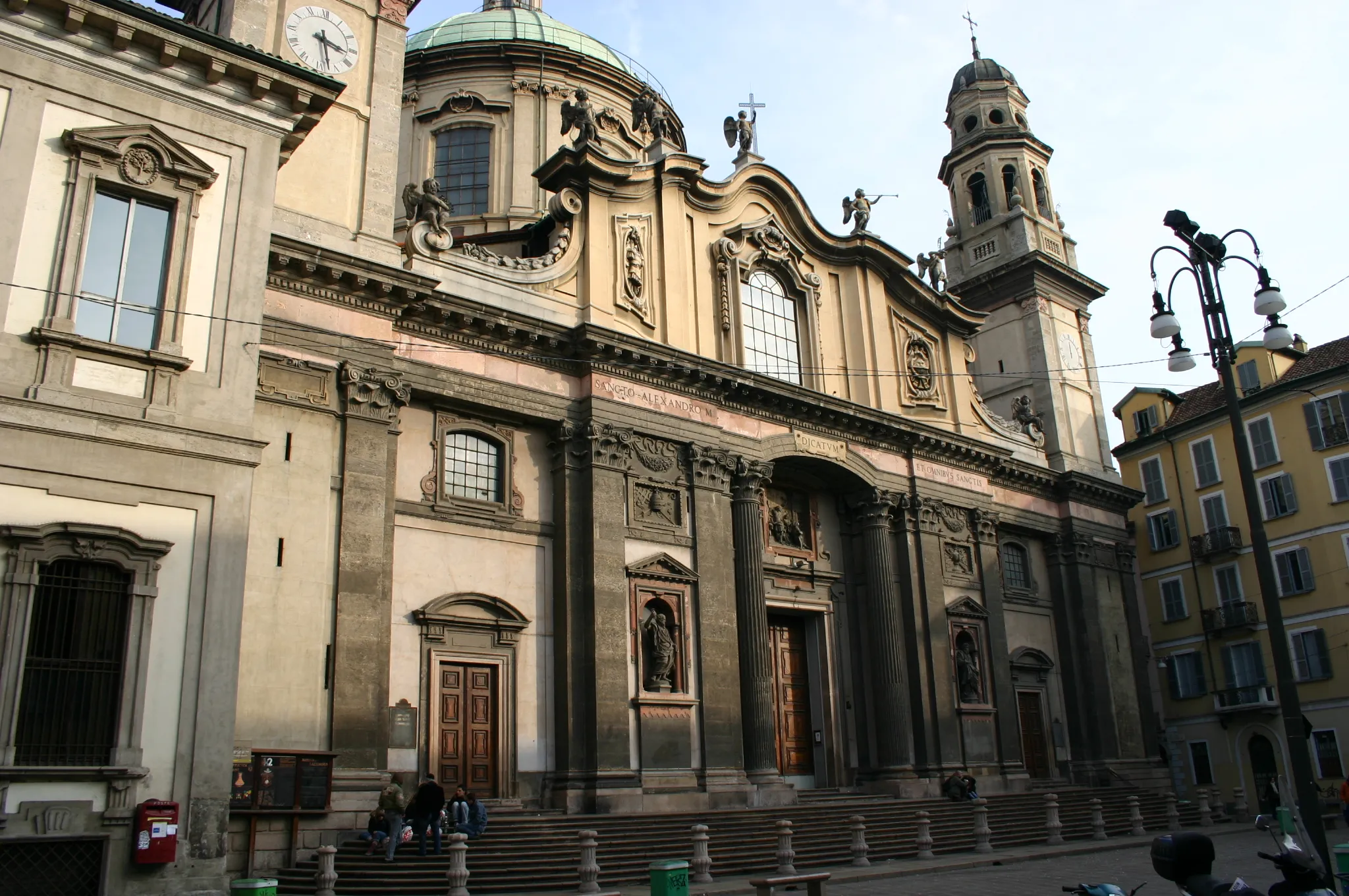 Photo showing: The baroque-style facade of Sant'Alessandro church in Sant'Alessandro square in Milan, Italy. Picture by Giovanni Dall'Orto, February 17 2007.