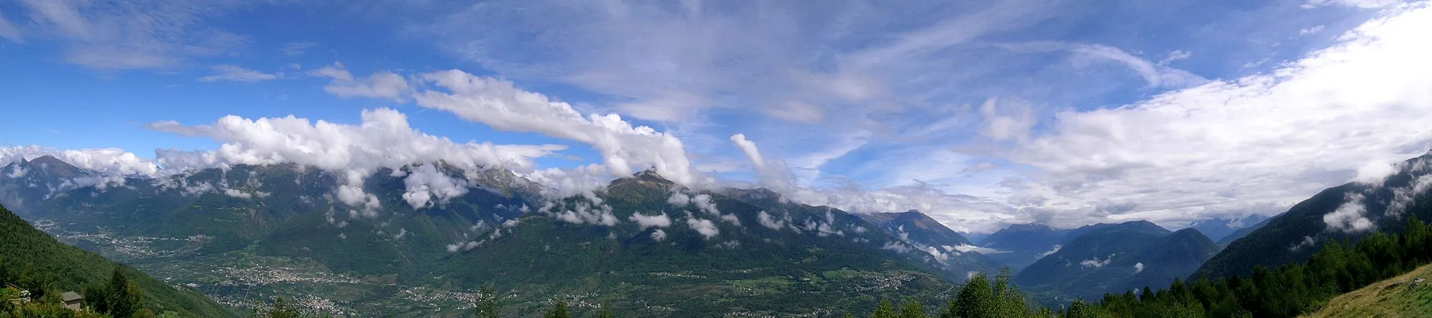 Photo showing: Valtellina Landscape from Piazzola Alp (Sondrio)