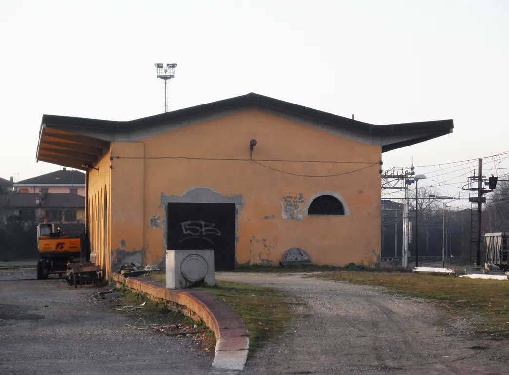 Photo showing: Stazione ferroviaria di Castel San Giovanni, magazzino merci.