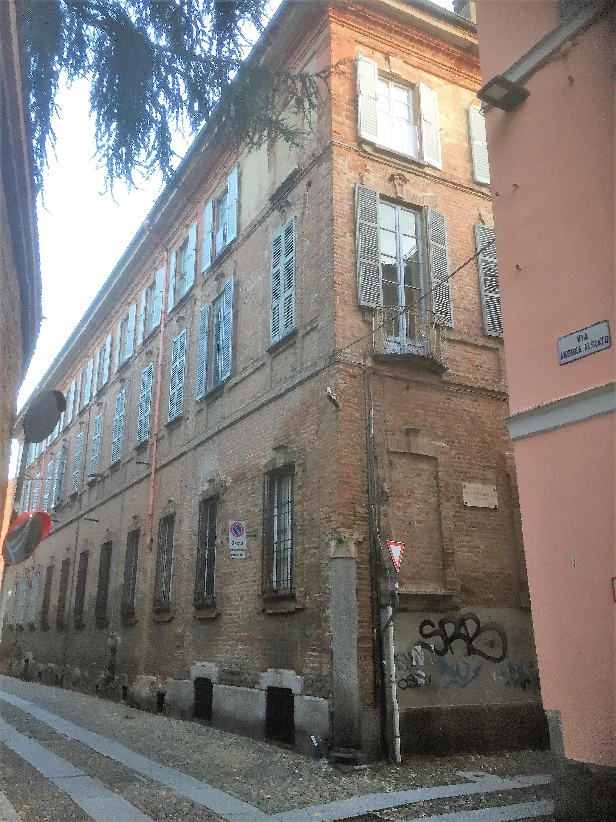 Photo showing: palazzo langosco orlandi2 pavia