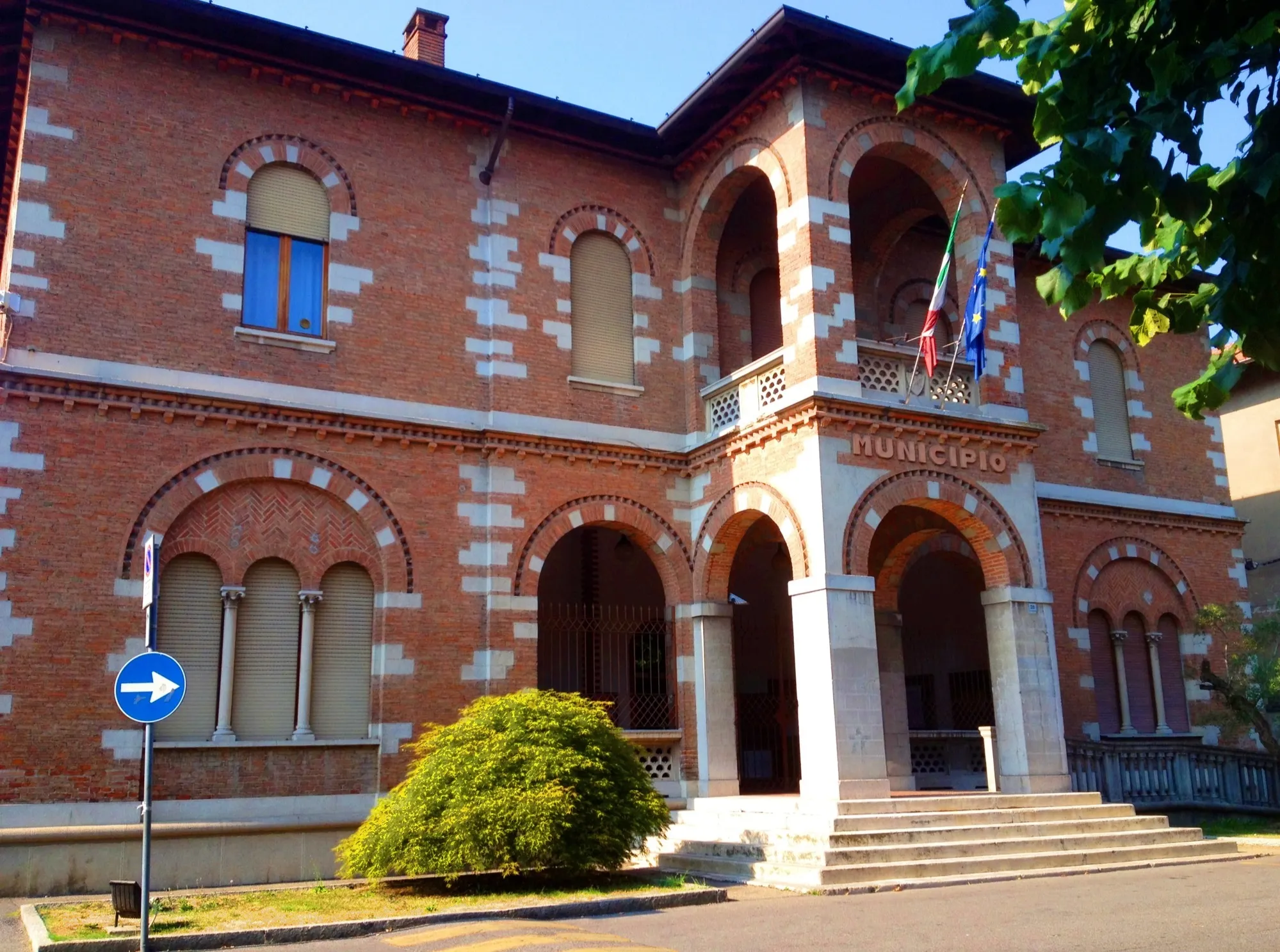 Photo showing: Il municipio di Paullo.