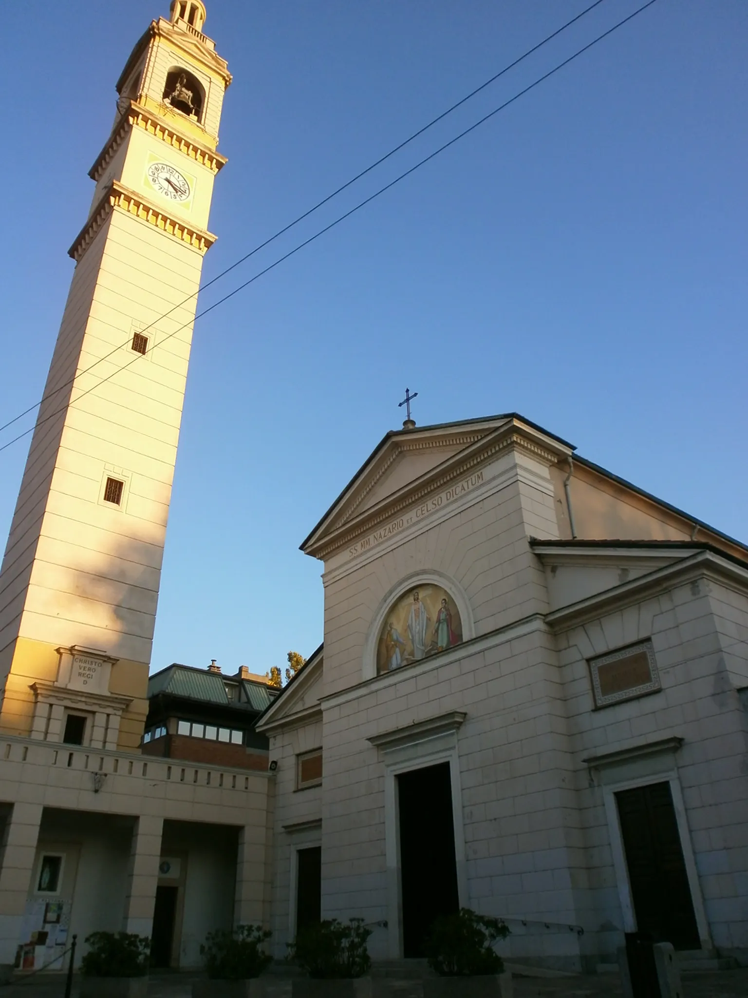 Photo showing: Paderno Dugnano - frazione di Dugnano - chiesa dei Santi Nazario e Celso