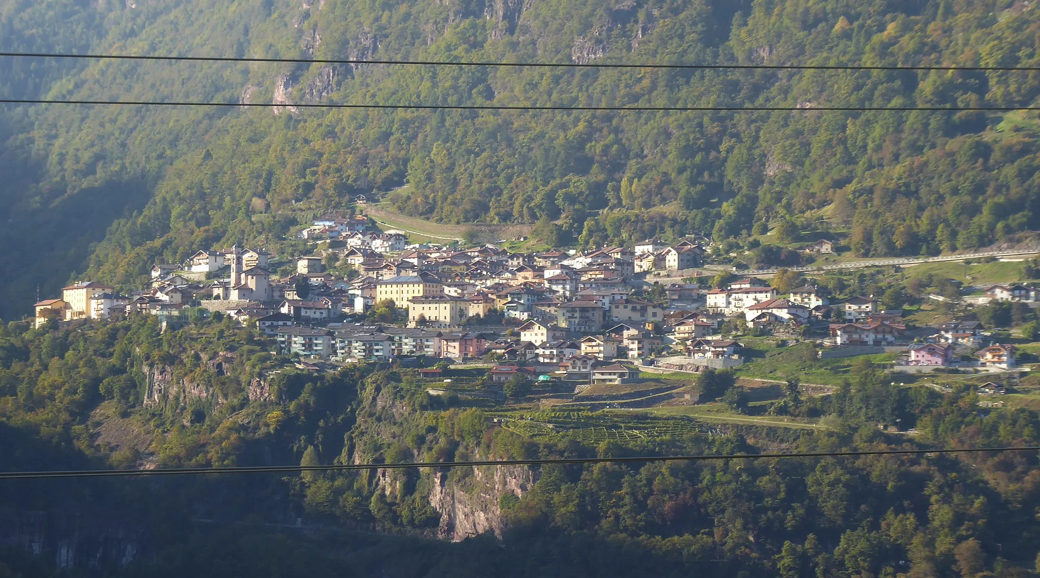 Photo showing: Daone (Valdaone) as seen from Por (Pieve di Bono-Prezzo), Trentino, Italy