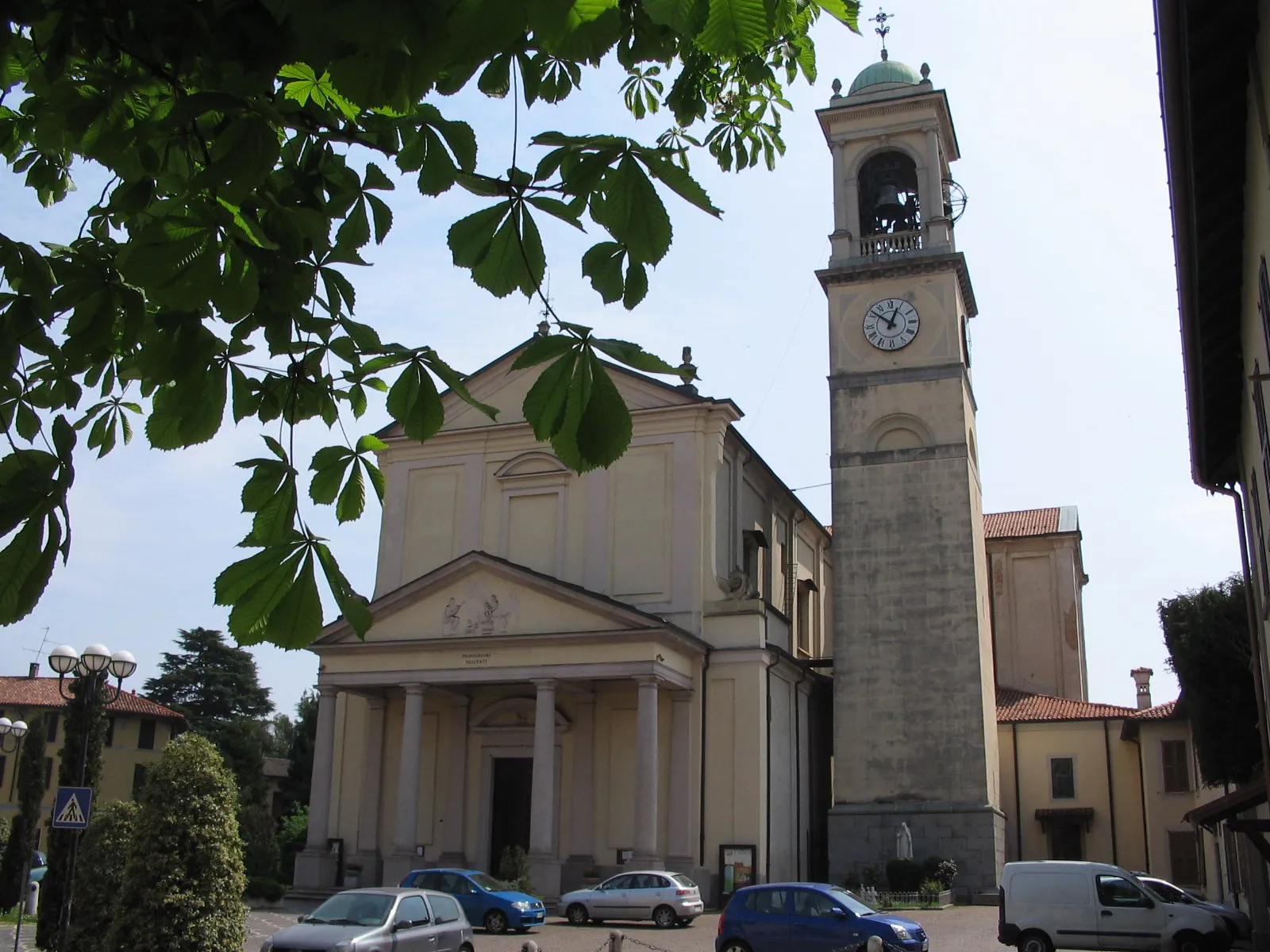 Photo showing: Autore Giorces. Cernusco Lombardone, la Chiesa Parrocchiale dedicata alla Natività di San Giovanni Battista.