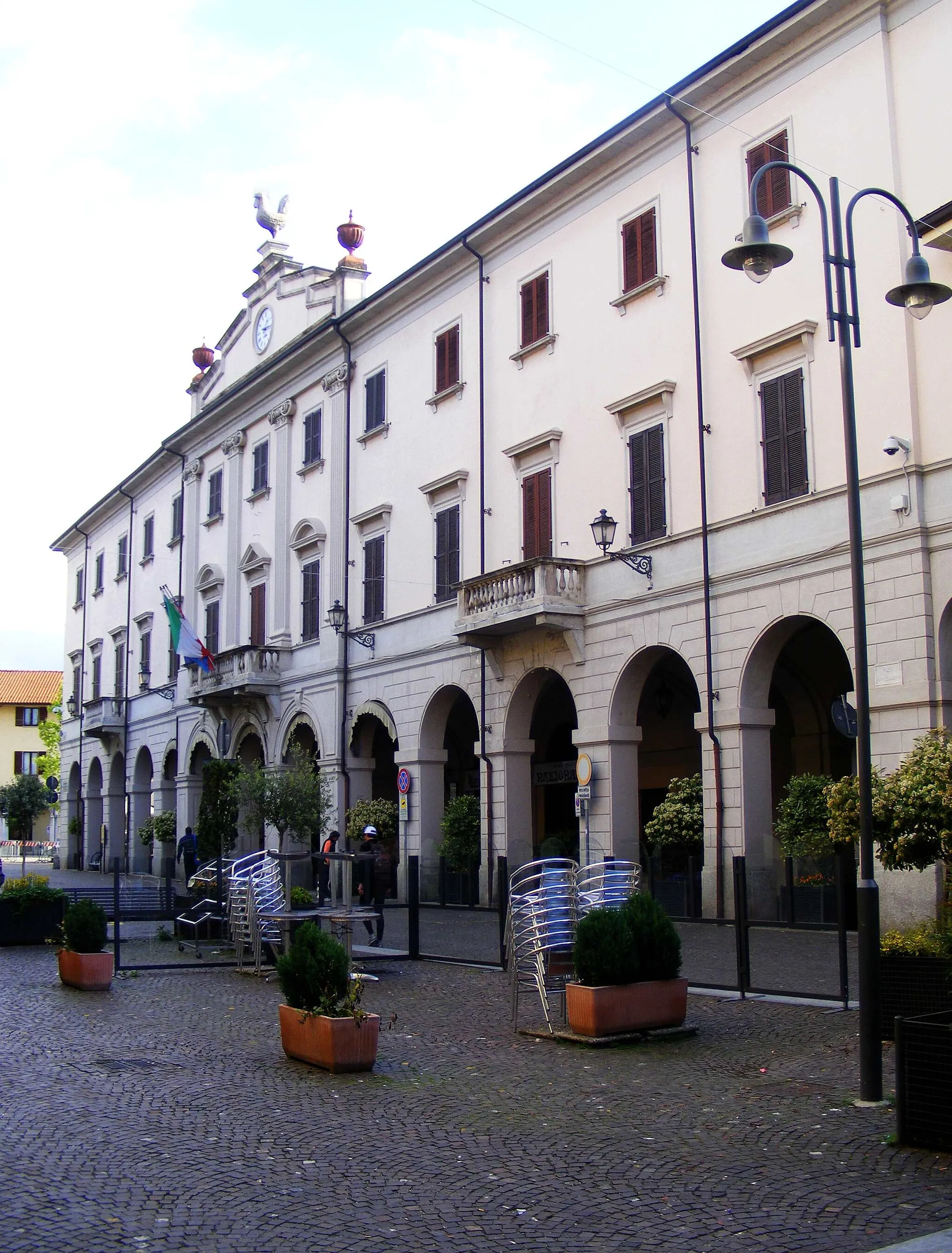Photo showing: Galliate (NO, Italy): town hall